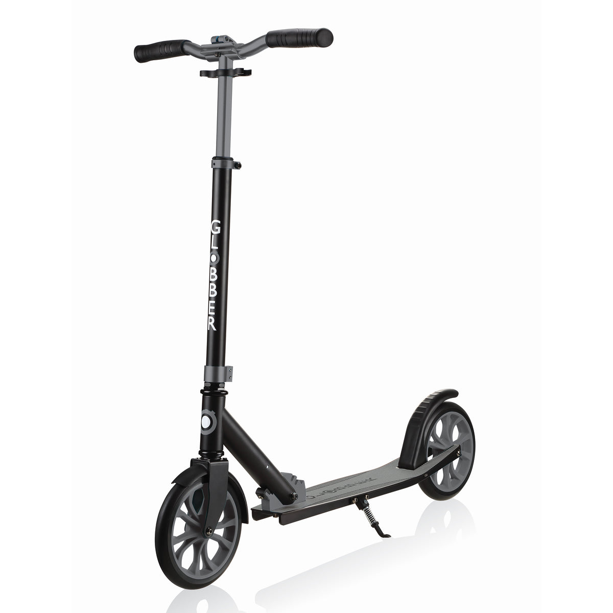 Globber NL Foldable 2-Wheel Kick Scooter with Sport Elbow & Knee Pad Set