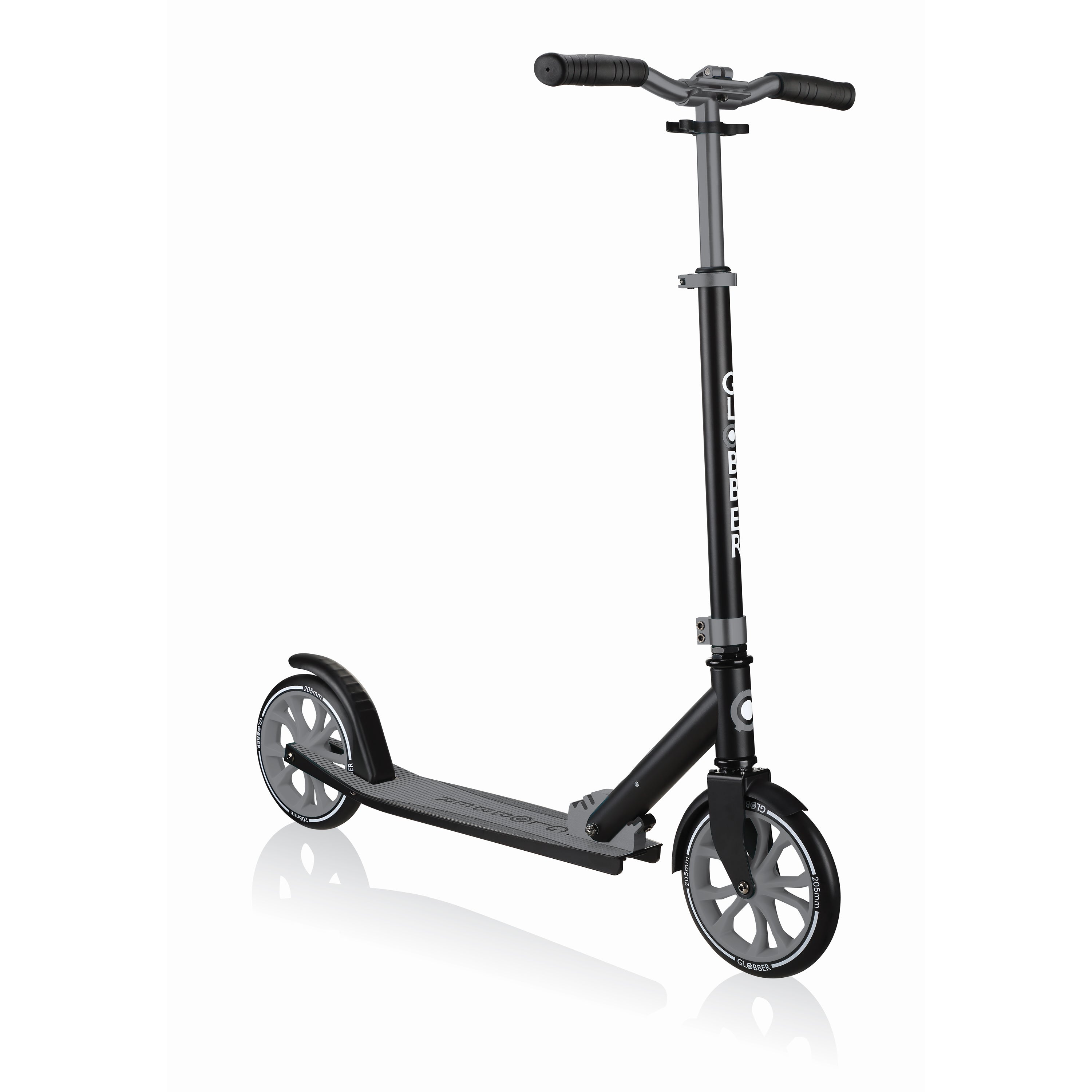 Globber NL Foldable 2-Wheel Kick Scooter with Sport Elbow & Knee Pad Set