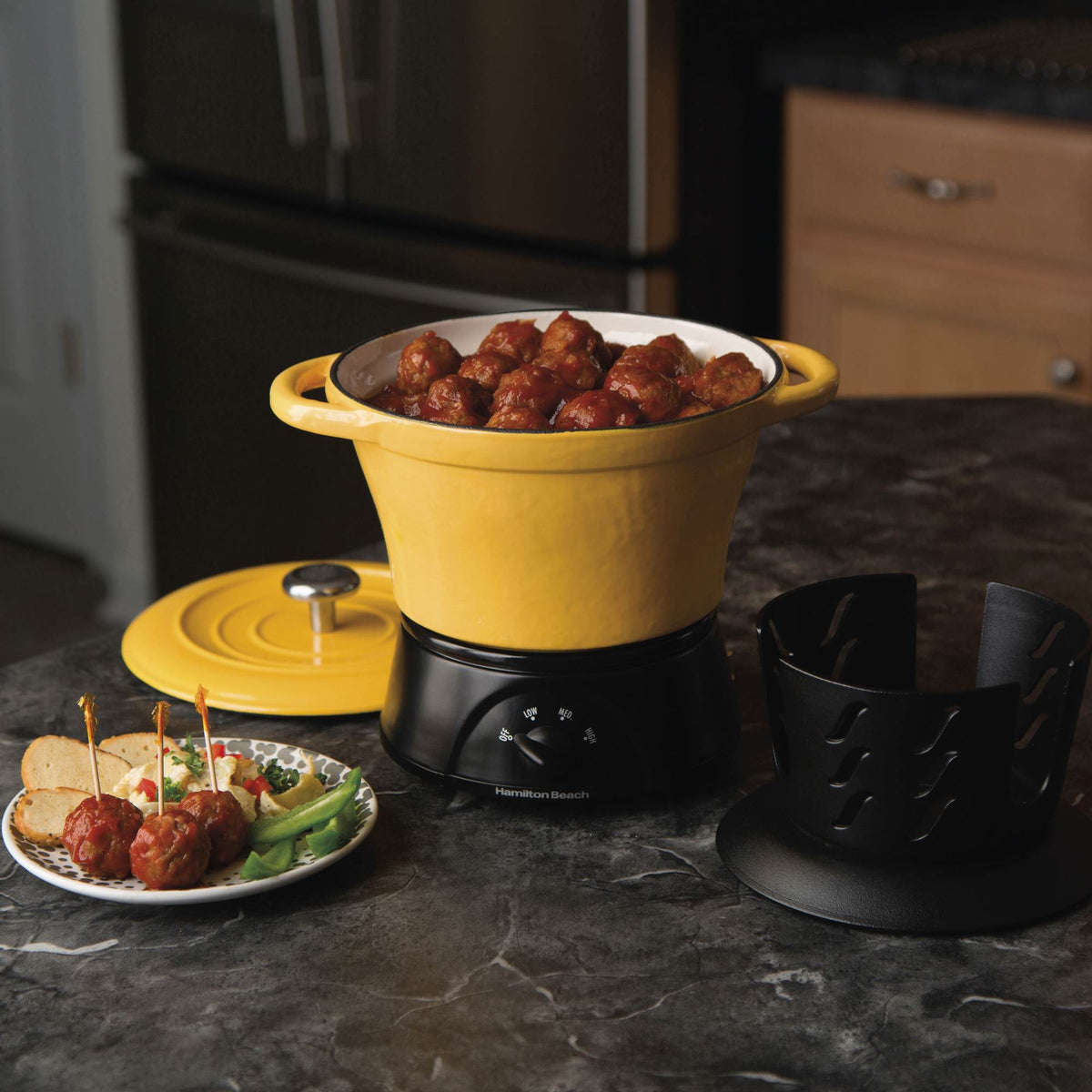 Hamilton Beach 1.5 Quart 3-Piece Cast Iron Yellow Party Crock | 33411 (Open Box)