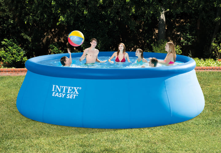 Intex Above Ground Swimming Pool, Ladder with Pump and 15’ Pool Debris Cover