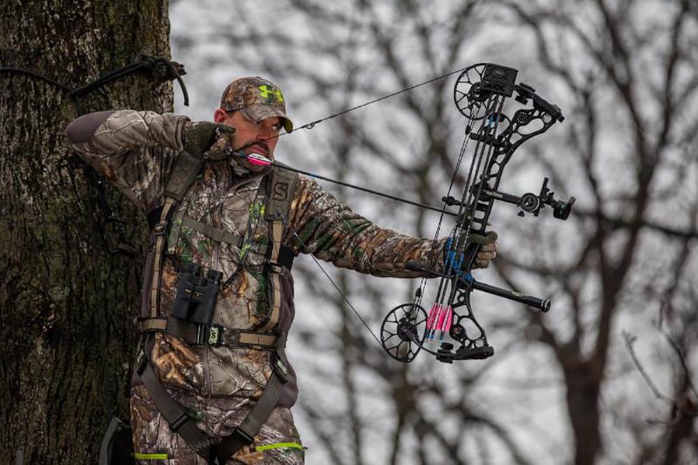 Pradco Summit Treestand Men's Pro Safety Harness 300-Lbs Max, Large (Open Box)