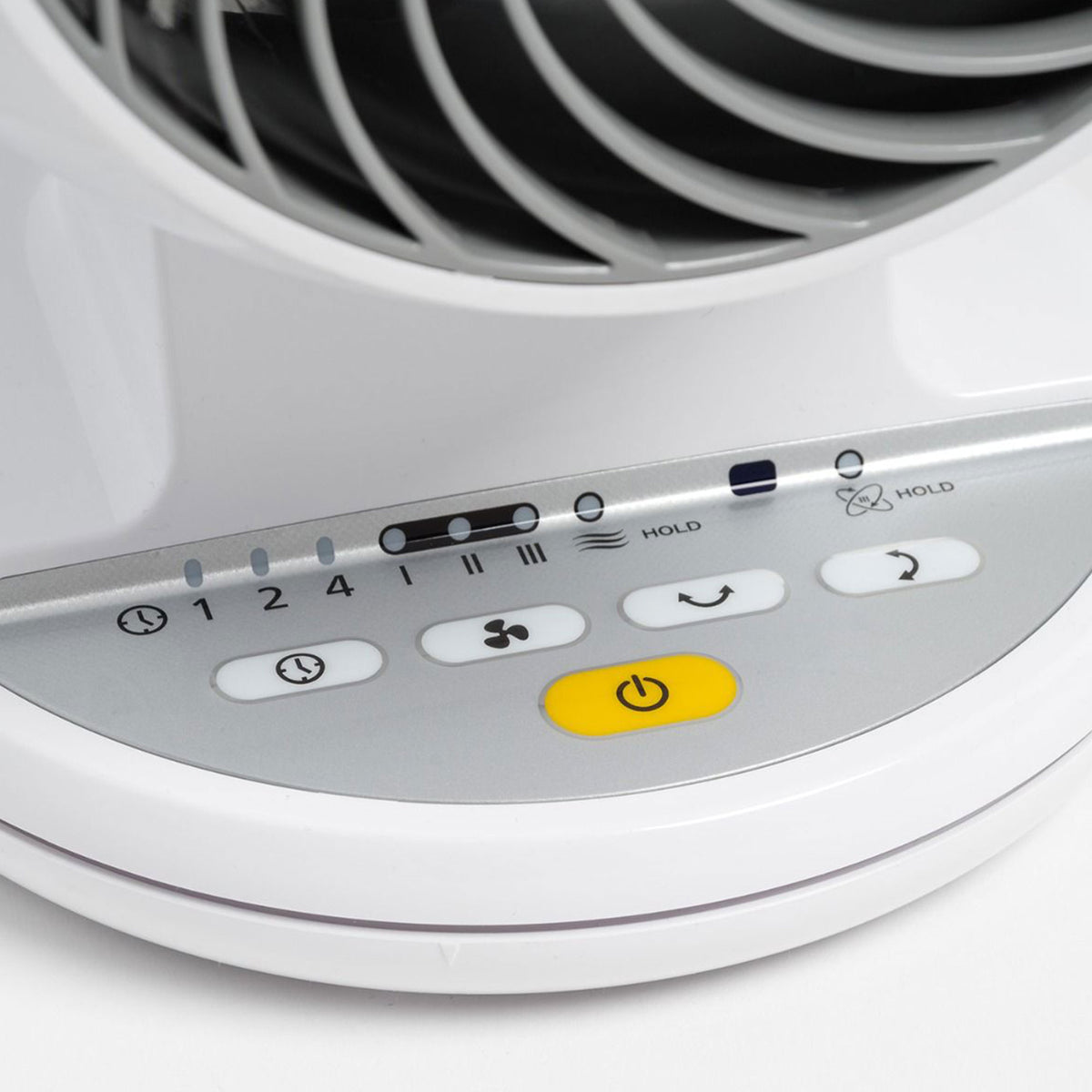 IRIS USA Remote Controlled Desktop Portable Compact Small Oscillating Fan, White