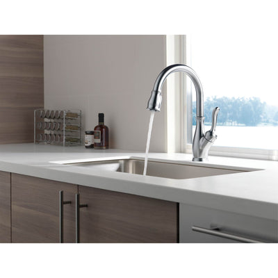 Delta Single Handle Pulldown Kitchen Sink Faucet, Arctic Stainless (Open Box)