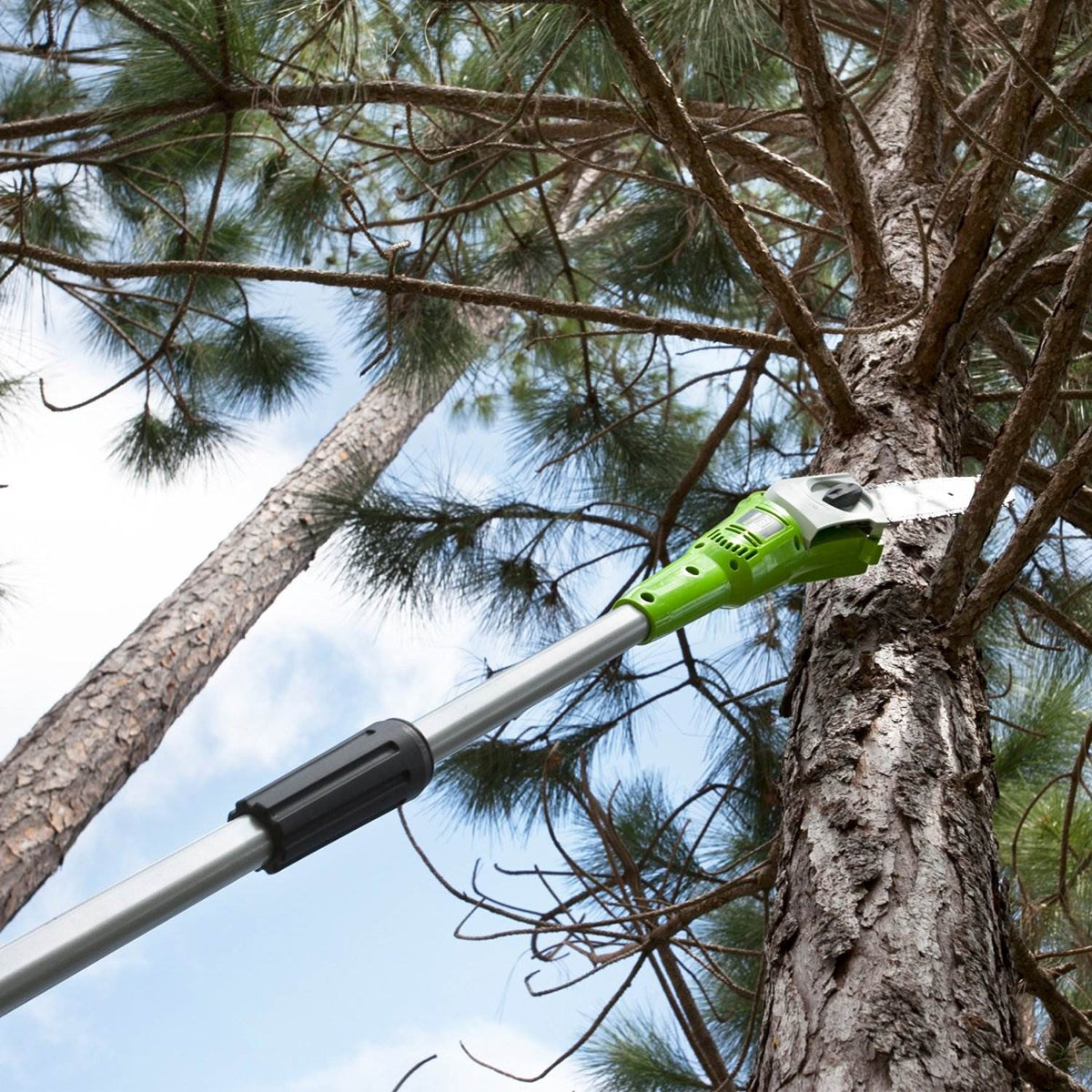 Greenworks G-MAX 40V 8" Cordless Extendable Pole Saw (without Battery)(Open Box)