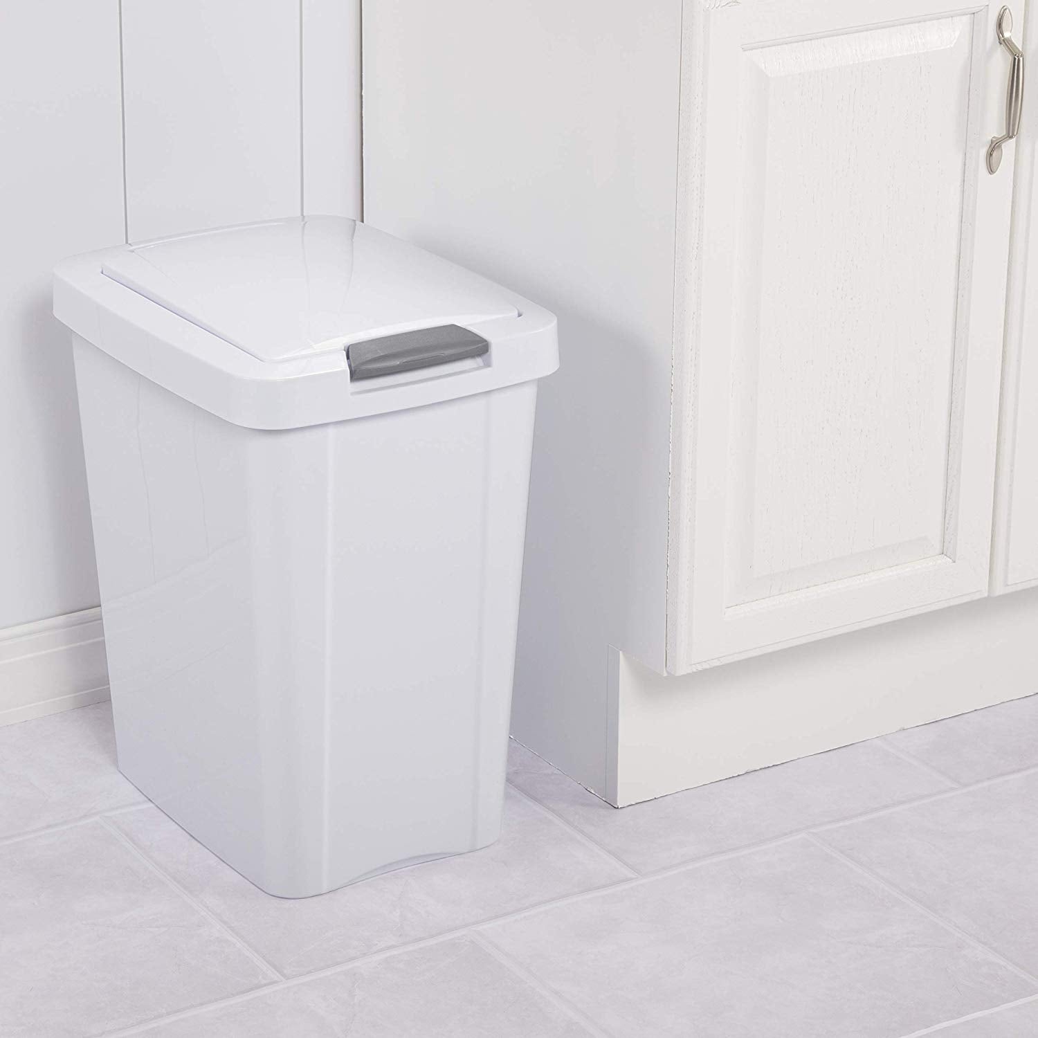 Sterilite 10438004 7.5 Gallon TouchTop Wastebasket with Titanium Latch, White