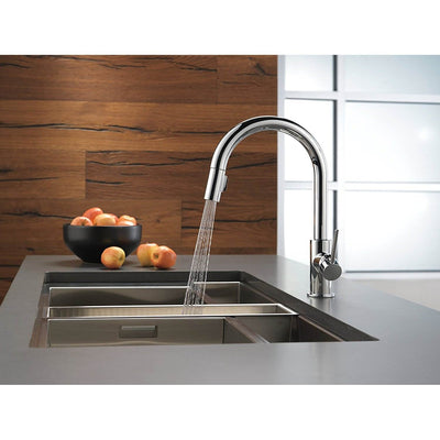 Delta Faucets Trinsic 1 Handle Pull-Down Kitchen Sink Faucet, Chrome (Open Box)