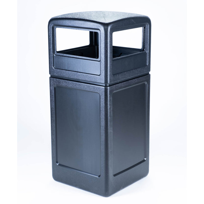Commercial Zone Dome Lid Square 42 Gallon Waste Container Bin, Black (Open Box)