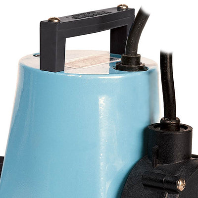 Little Giant 1/6 HP 1200 GPH Water Wizard Water Submersible Utility Pump (Used)