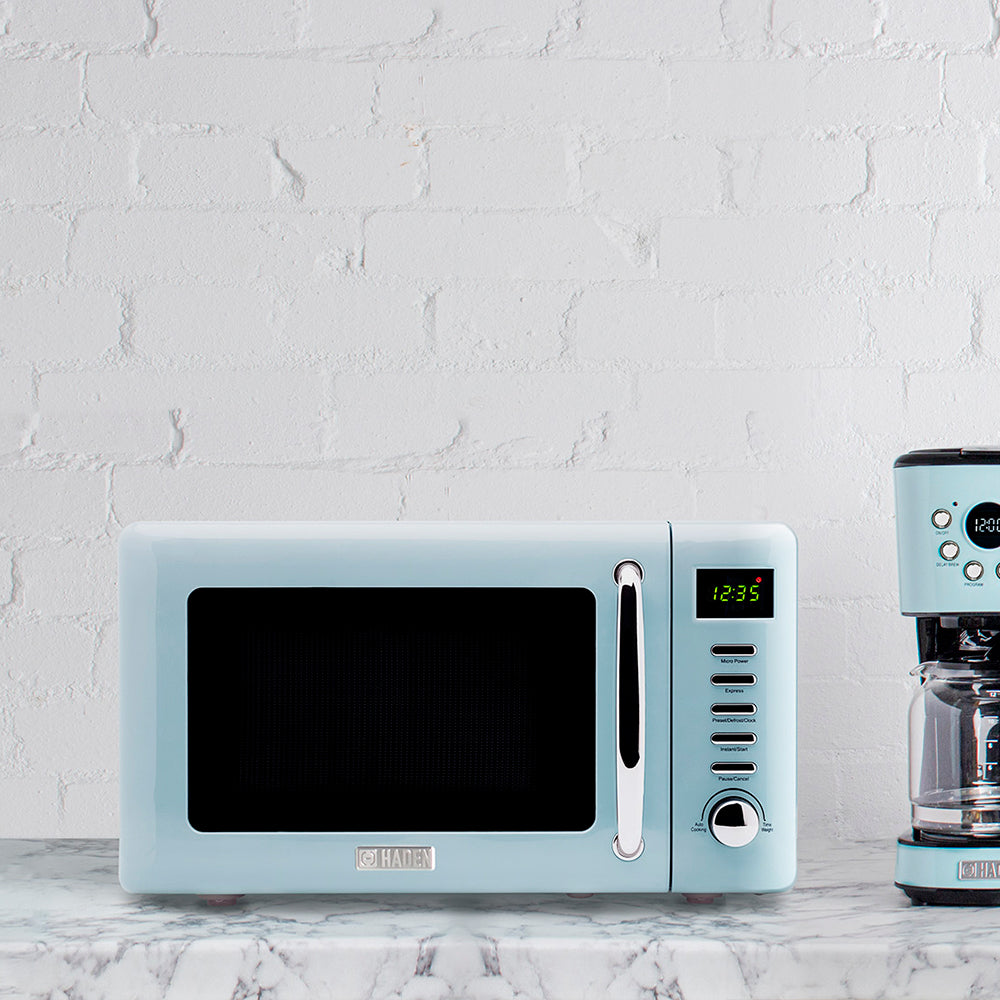 Haden Heritage Vintage Retro 0.7 Cu Ft 700W Microwave Oven, Blue (For Parts)