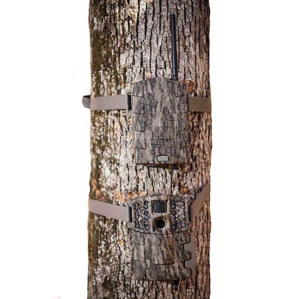 Moultrie No Glow Invisible 12 MP Mini A20i IR Trail Game Camera + Field Modem