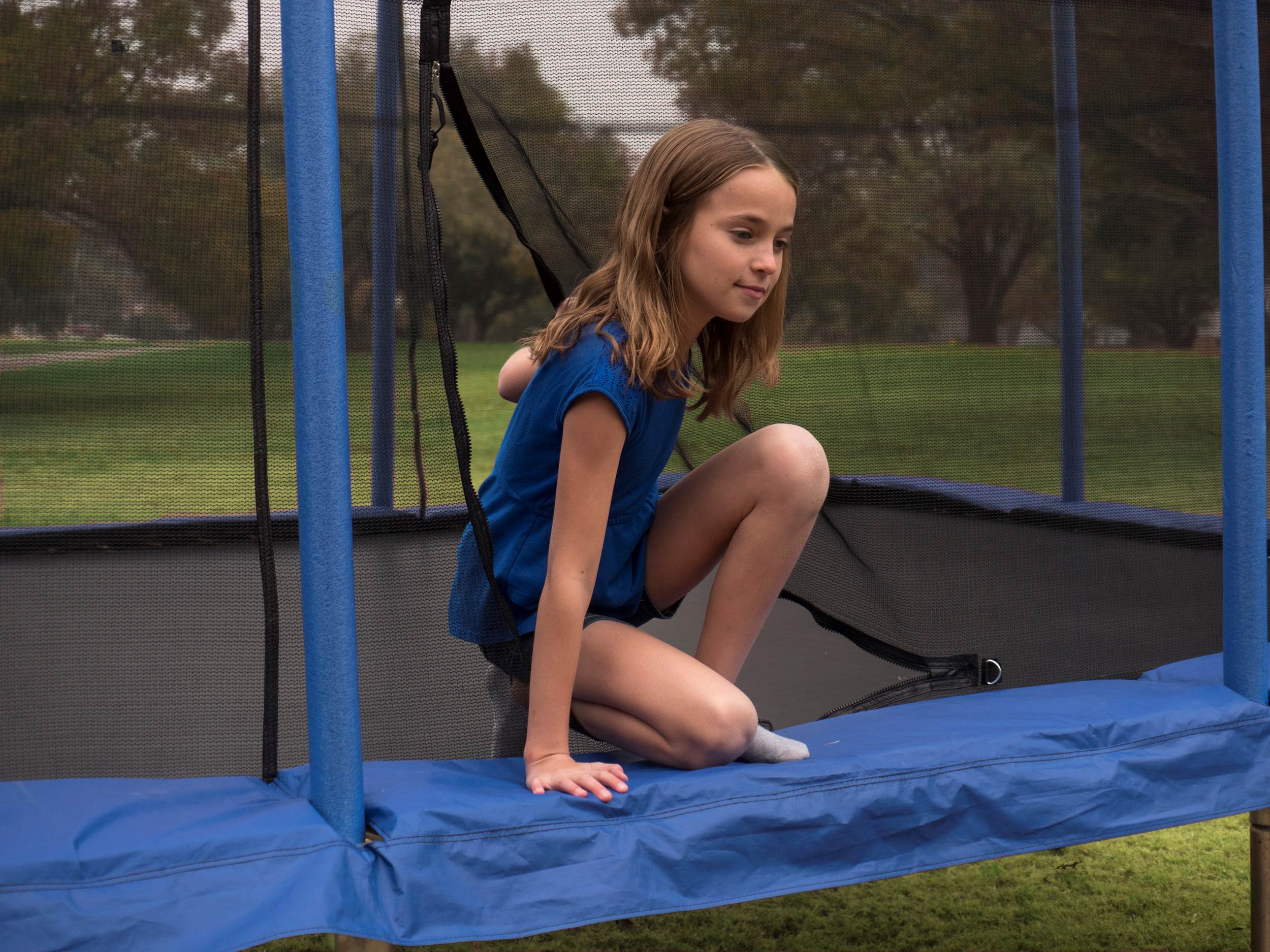 JumpKing 10 x 14 Foot Rectangular Trampoline with Safety Net, Blue (Open Box)