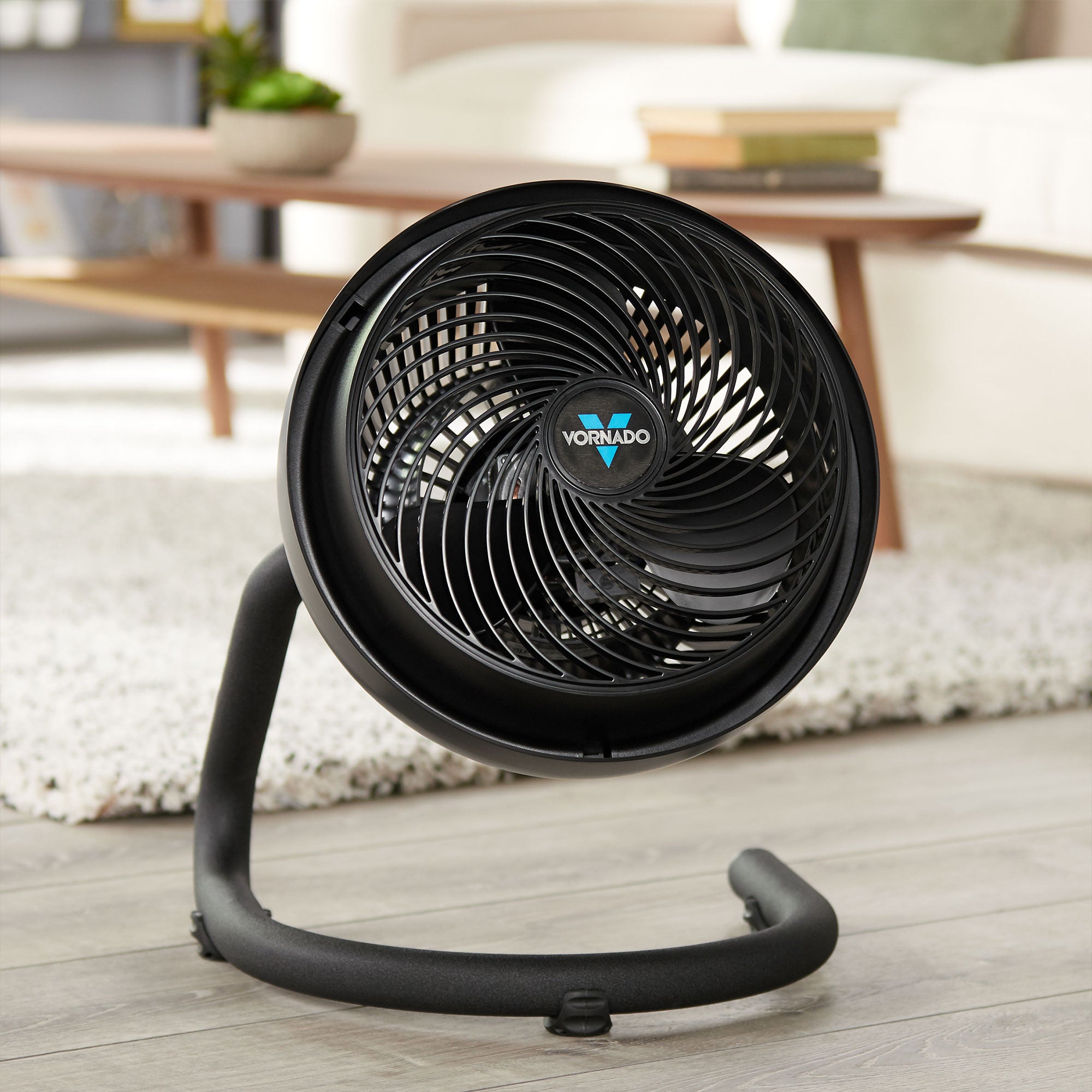 Vornado 723 Large 3-Speed Vortex Whole Room Air Circulator Floor Fan (Used)
