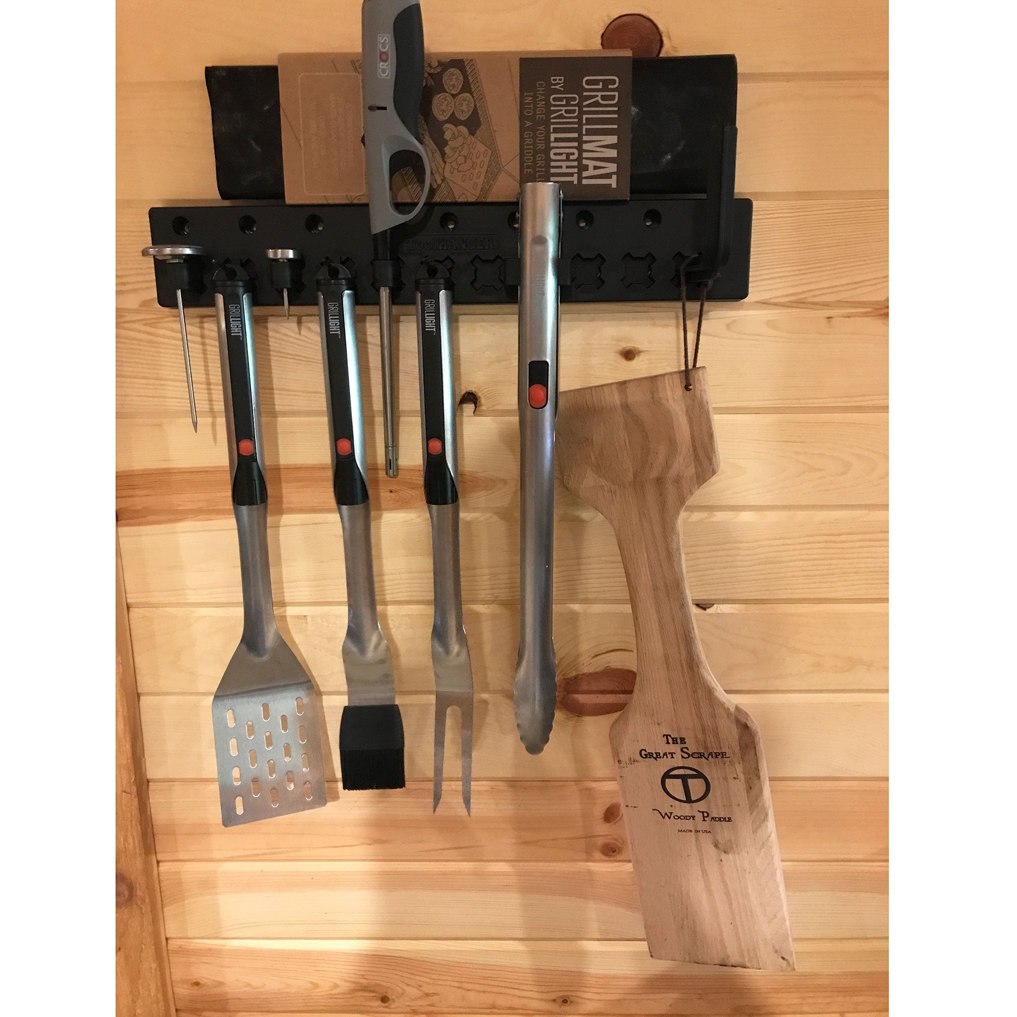 Grillight 1400801 Wall Mounted Grill Utensil & Kitchen Tool Hanger Rack, Black