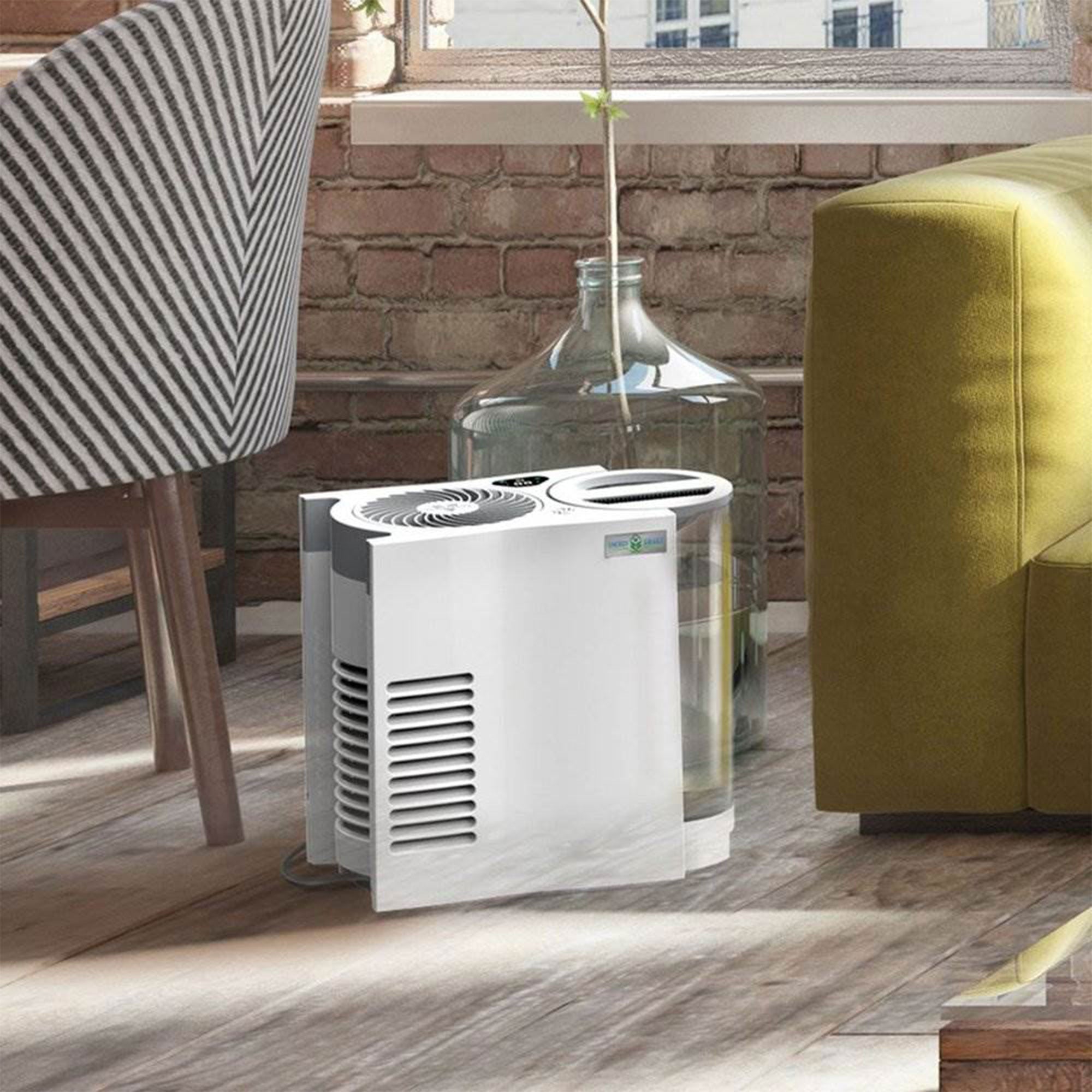 Vornado Energy Smart 750 Sq. Ft. Room Evaporative Humidifier 1 Gallon (Open Box)