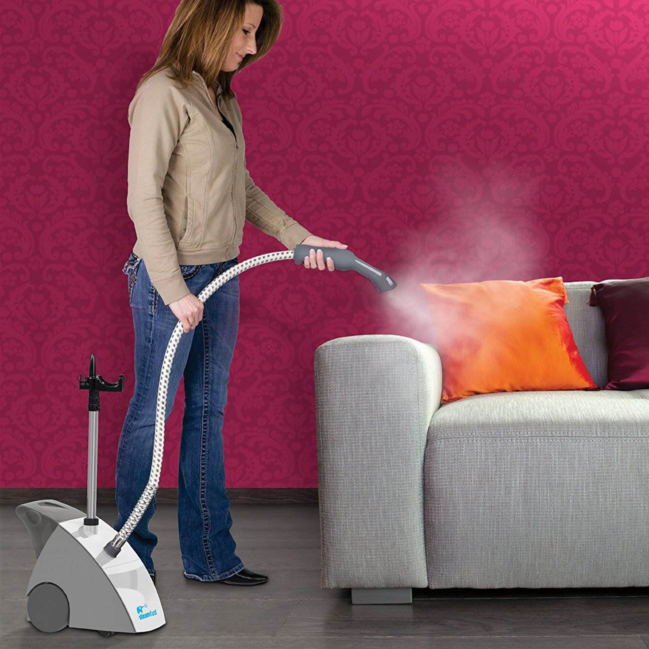 SteamFast Deluxe Fabric Garment & Clothing Portable Steamer SF-540 (Open Box)