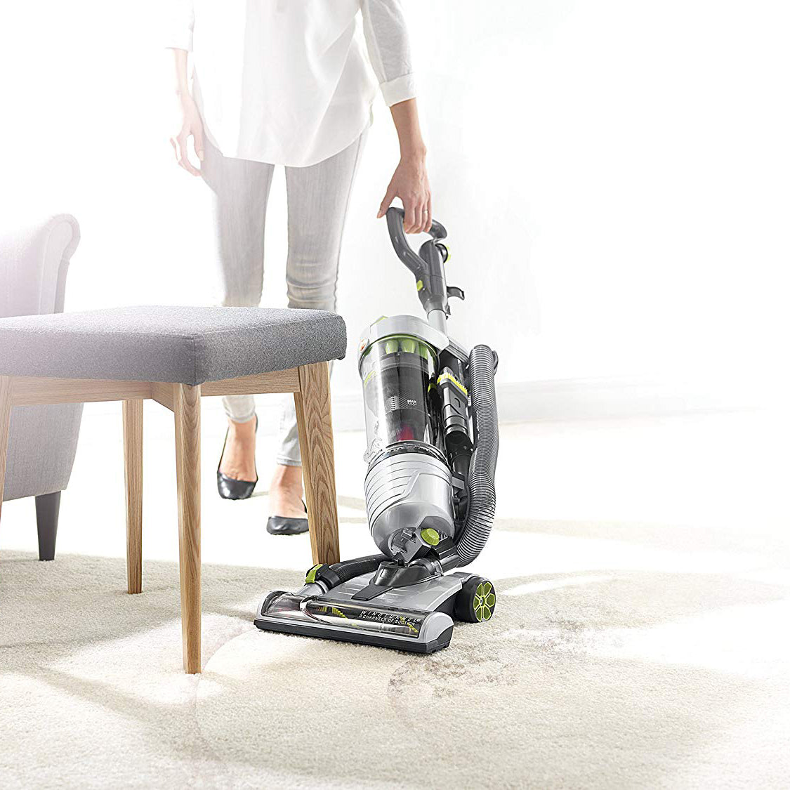 Hoover Air Lite Bagless Light Vacuum Cleaner (Certified Refurbished) (For Parts)