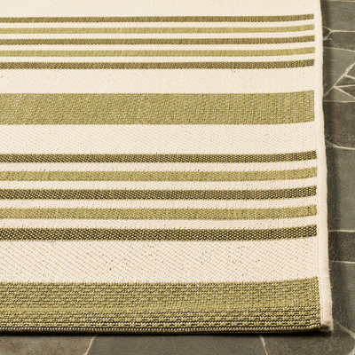 Safavieh Courtyard Beige/Green 5' x 8' Indoor/Outdoor Patio Area Rug (Open Box)