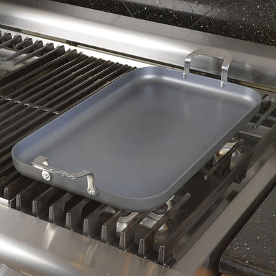 Emeril Lagasse 11 x 18 Inch Nonstick Hard Anodized Double Burner Griddle, GrayGoodCook 12 x 18 x 2 Inch Diamond Infused Nonstick Textured Bakeware Cake Pan