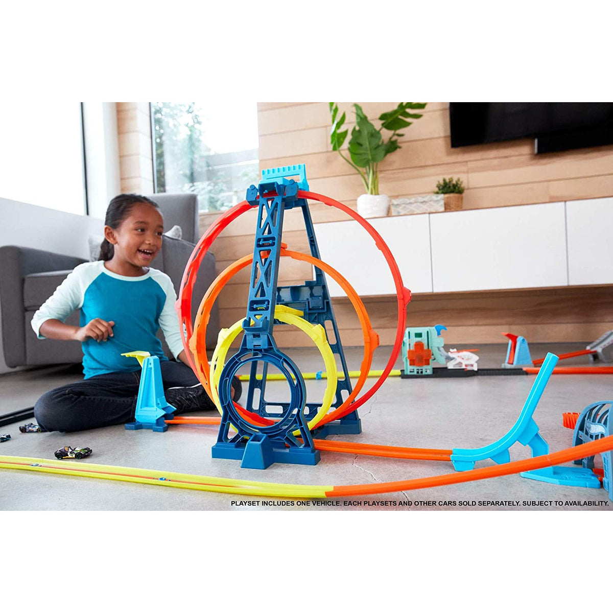 Hot Wheels Track Builder Unlimited Triple Loop Jump Stunt Kit with Vehicle(Used)