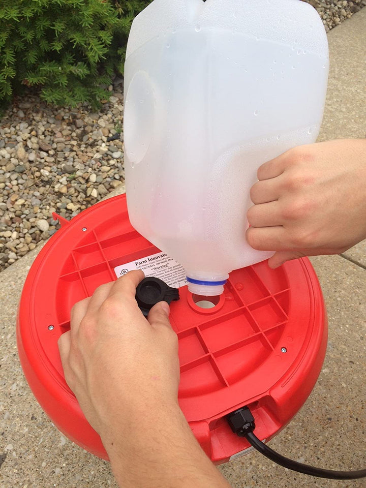 Farm Innovators Heated 3 Gal Plastic Hanging Poultry Water Fountain, Red (Used)