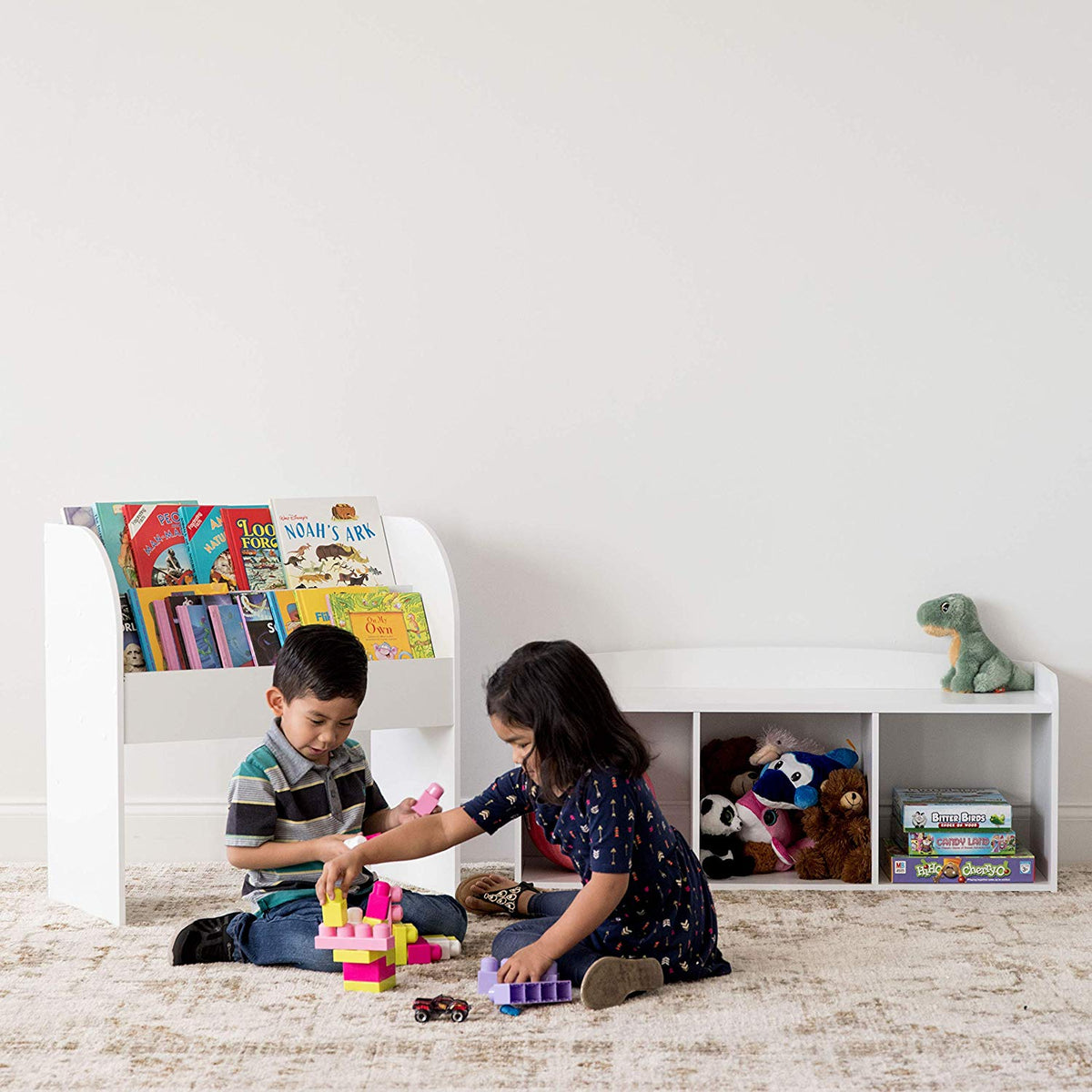 IRIS 595904 Children's 3 Person Wooden Compartmental Cubic Storage Bench, White