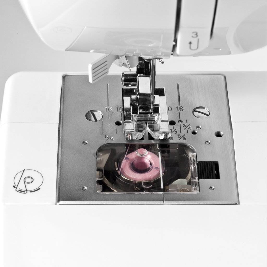 Singer Fashion Mate 70 Stitch Computerized Sewing Machine | Open Box