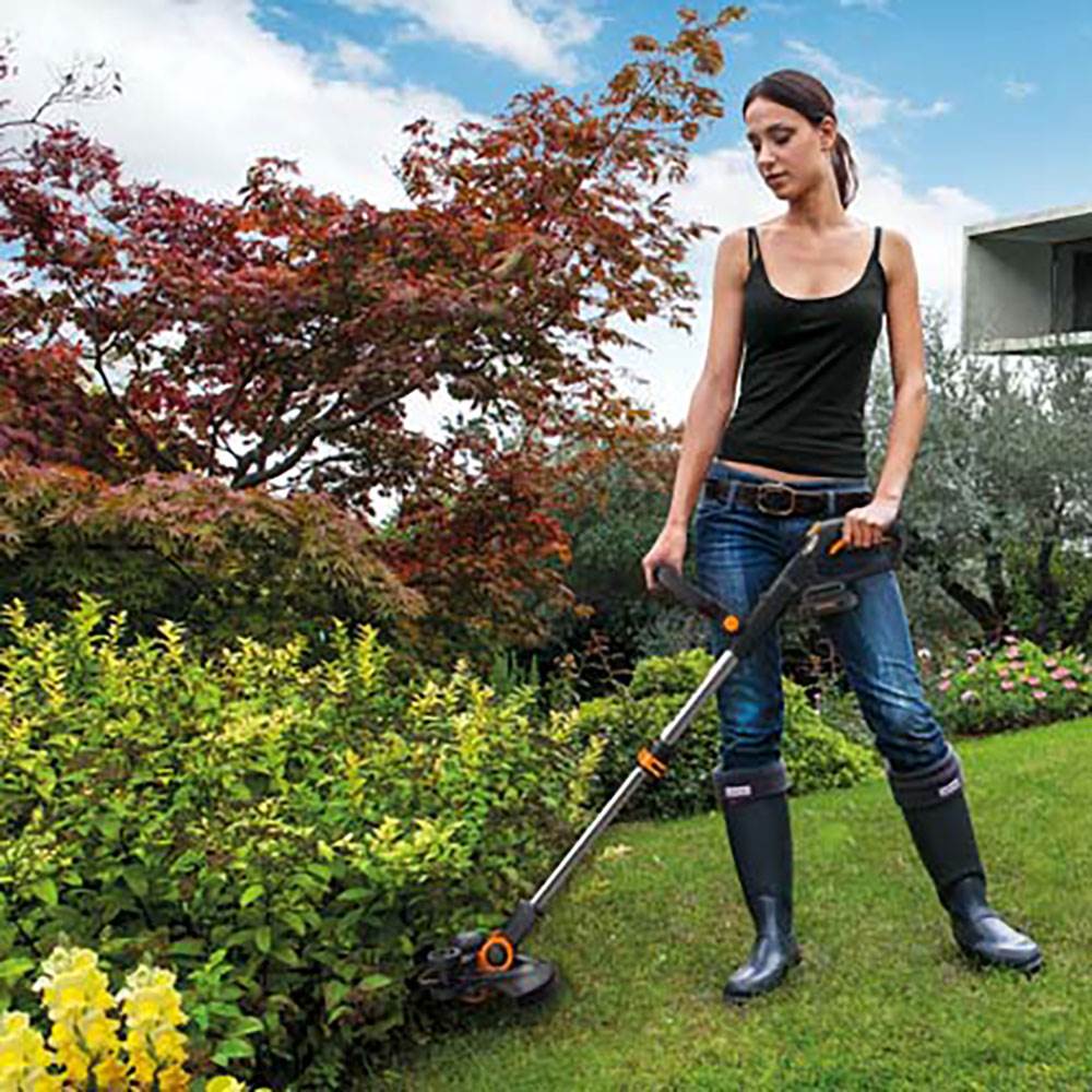 WORX Outdoor Tool Package with Cordless String Trimmer/Edger and Cordless Hedger