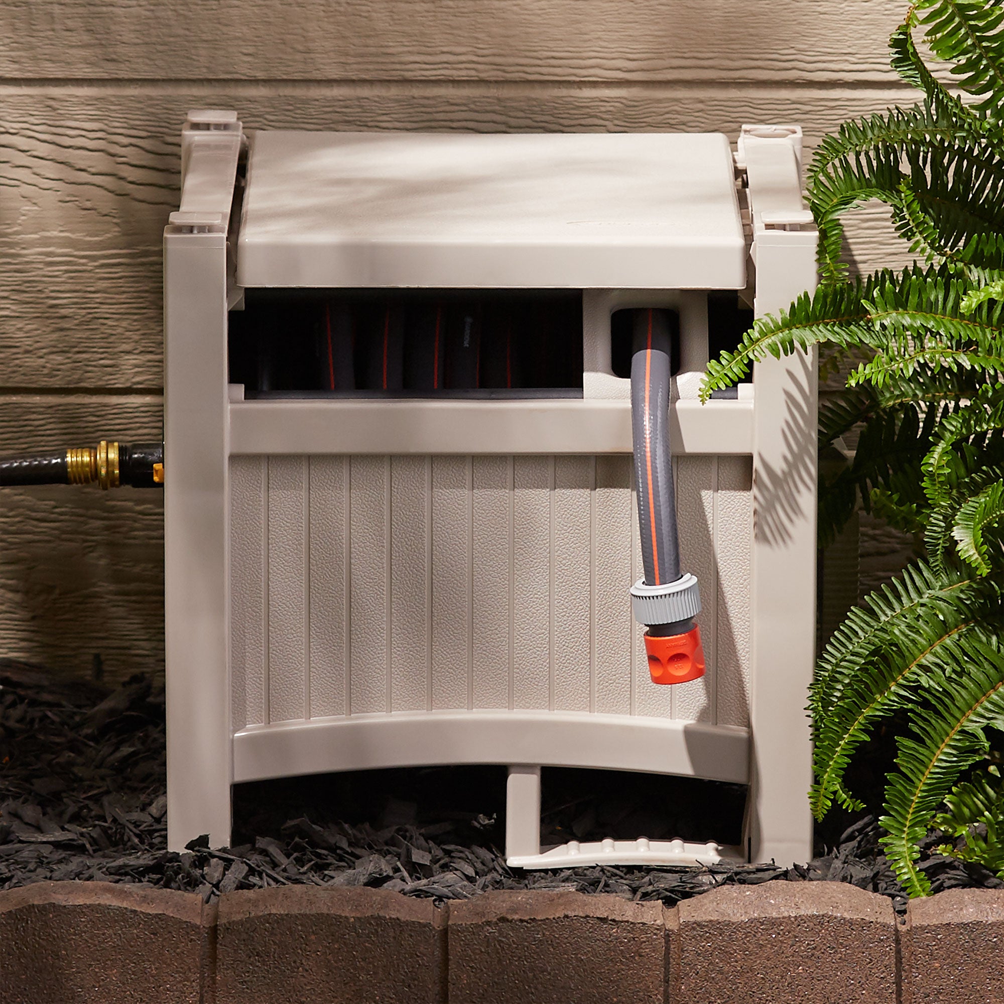 Suncast 100' Slide Trak Resin Garden Hose Reel Hideaway with Hose (Used)