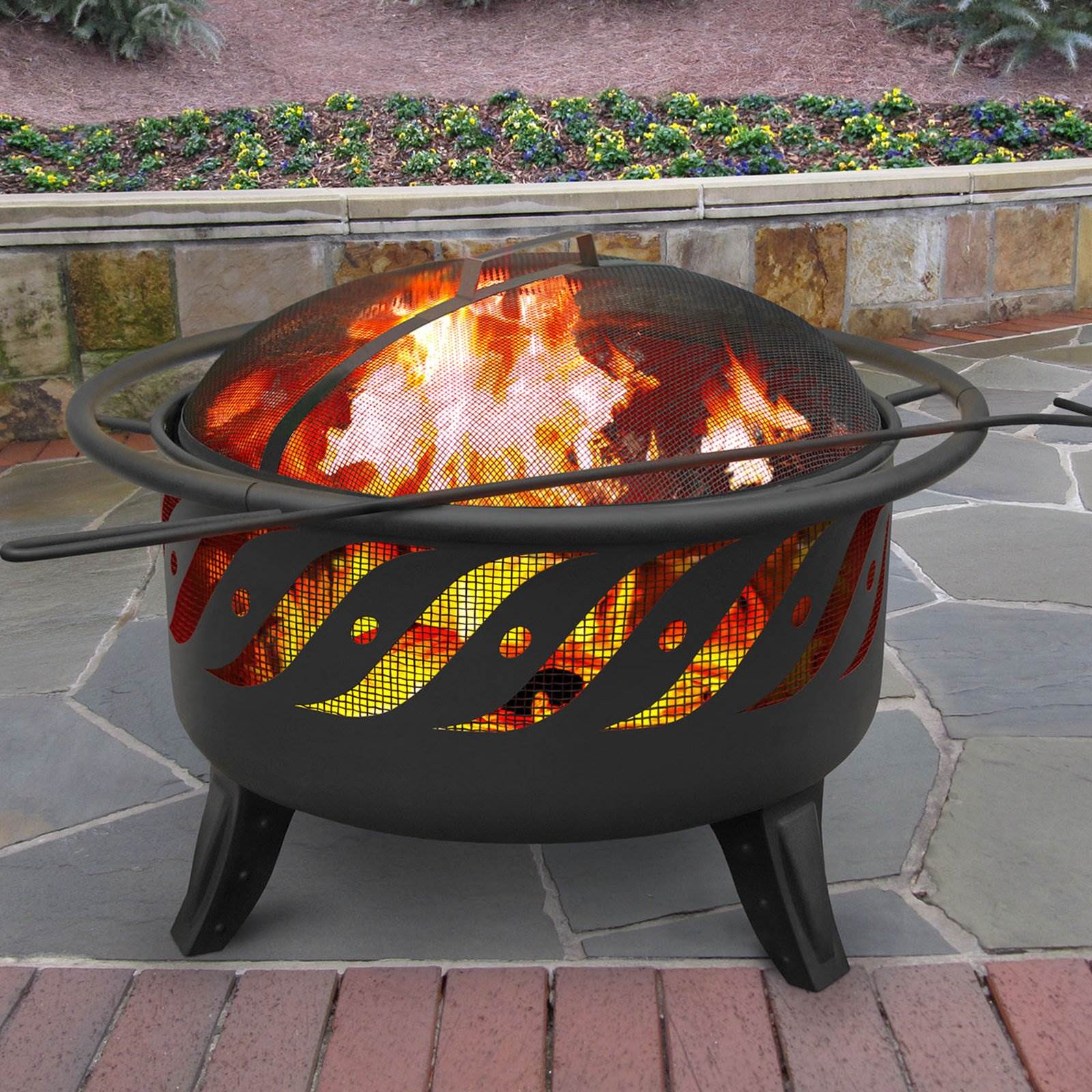 Landmann Fire Wave Pattern Outdoor Patio Fire Pit w/ Cooking Grate (Open Box)