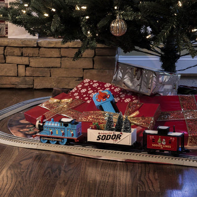 Lionel Trains Thomas & Friends O Scale LionChief Christmas Train Set (Open Box)