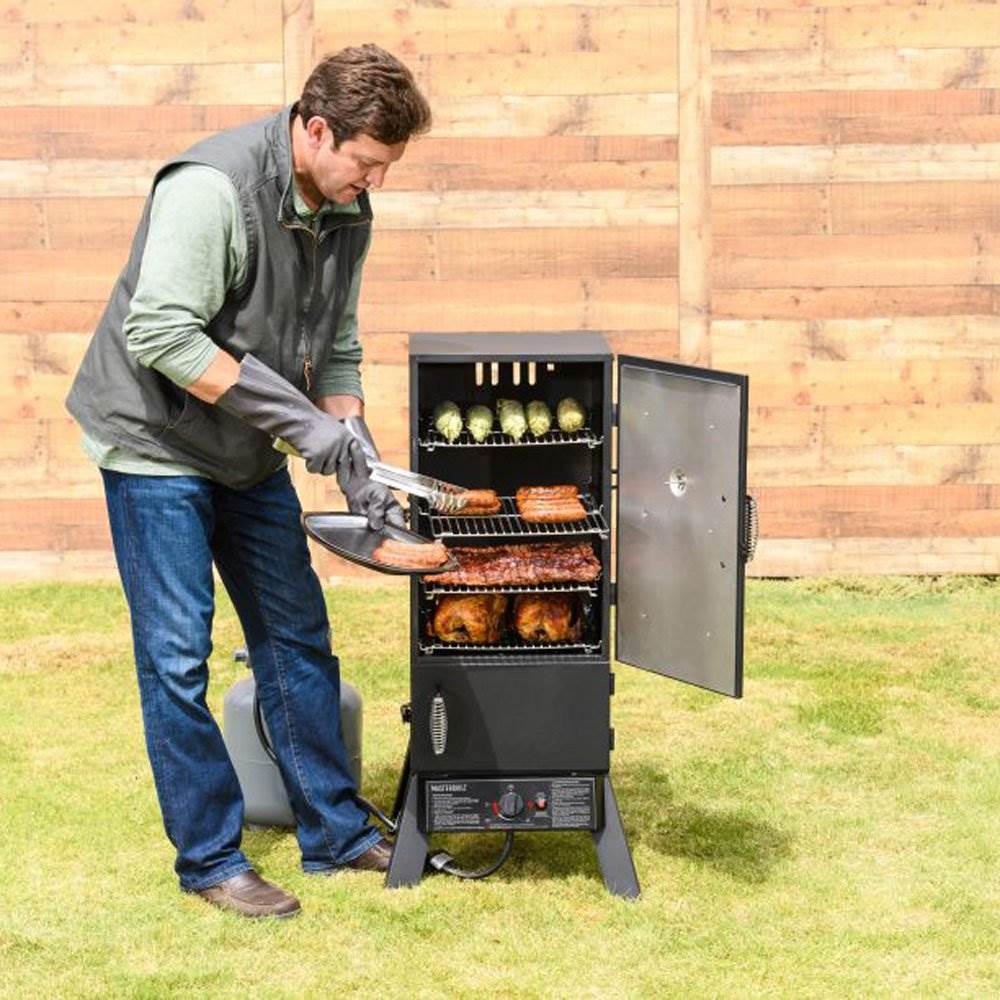 Masterbuilt 30" Outdoor Vertical Propane Gas Meat Smoker Grill, Black (Damaged)