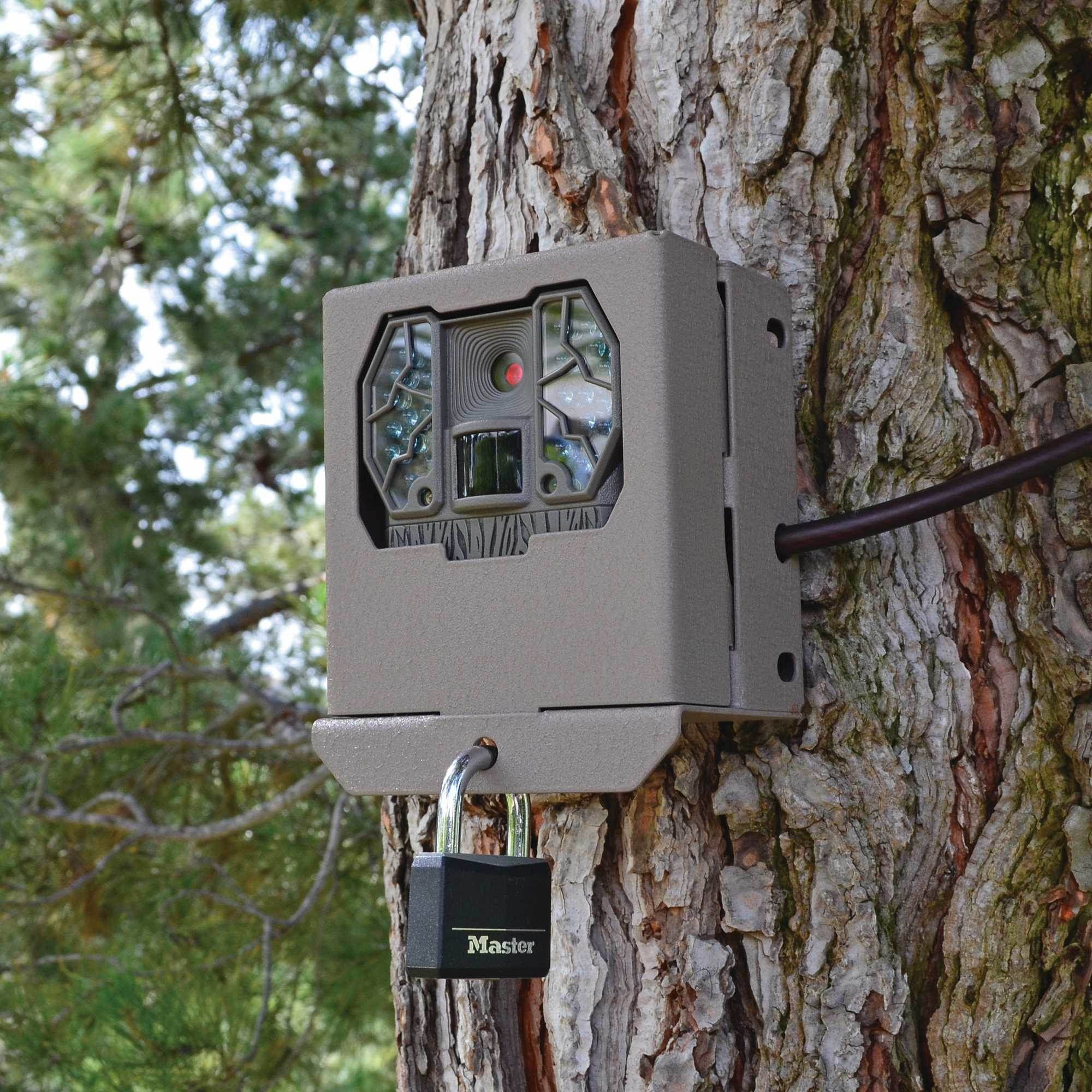 Stealth Cam Z36 No Glo 60' 10MP IR Trail Game Camera w/ Security Box & SD Card