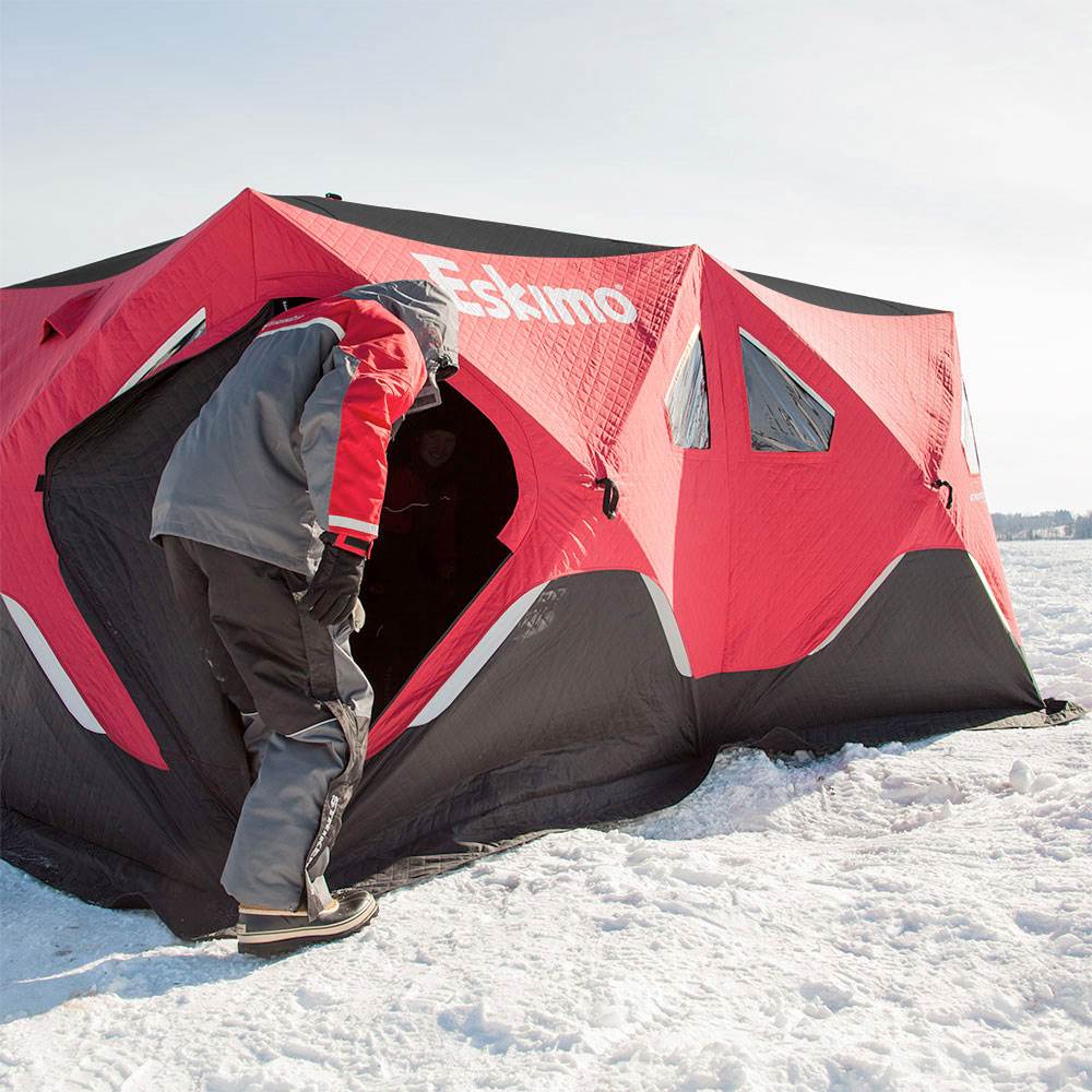 Eskimo FatFish Insulated 7-9 Person Pop Up Ice Fishing Shelter Hut (Open Box)