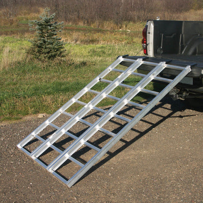 Yutrax 70" 1,750 Lb Aluminum Tri-Fold Truck Bed ATV Loading Ramp (Open Box)