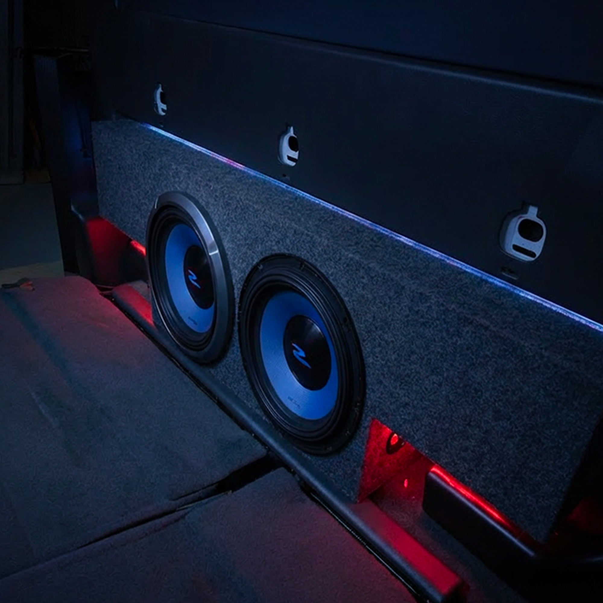 QPower Non HD Crew Cab Behind Seat Dual 12" Subwoofer Box (Used) - VMInnovations