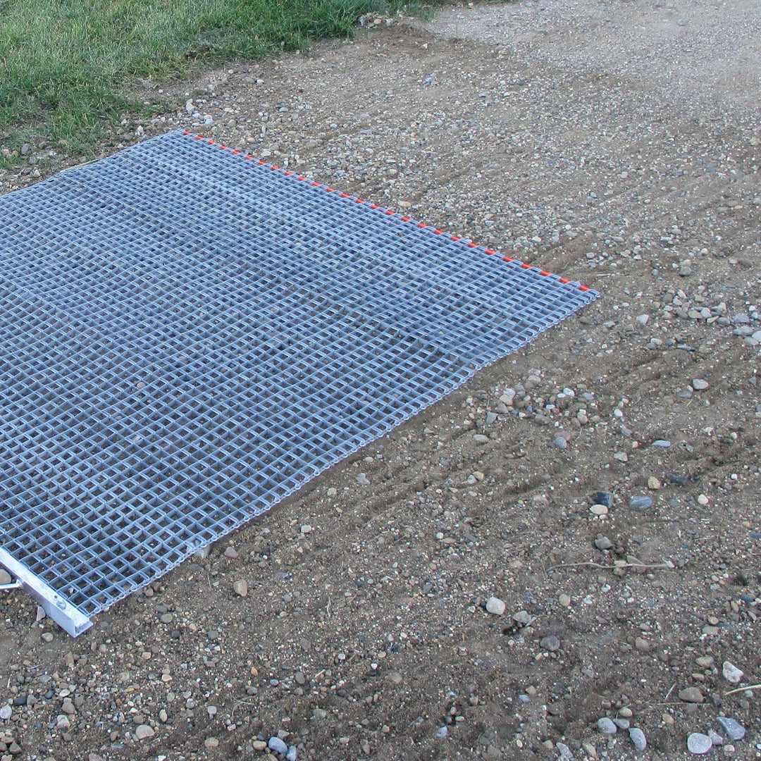 Yard Tuff YTF-68TBDM ATV/UTV 6' x 8' Zinc Plated Field Surface Mat (Open Box) - VMInnovations