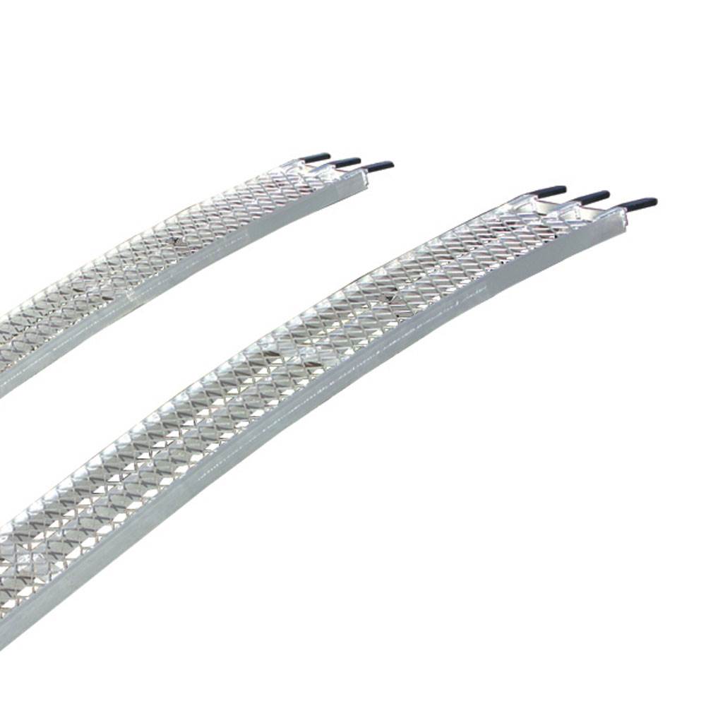 Yutrax 1500 lb. Aluminum Truck Bed Sturdy Arch XL Loading Ramps, Pair (Open Box)