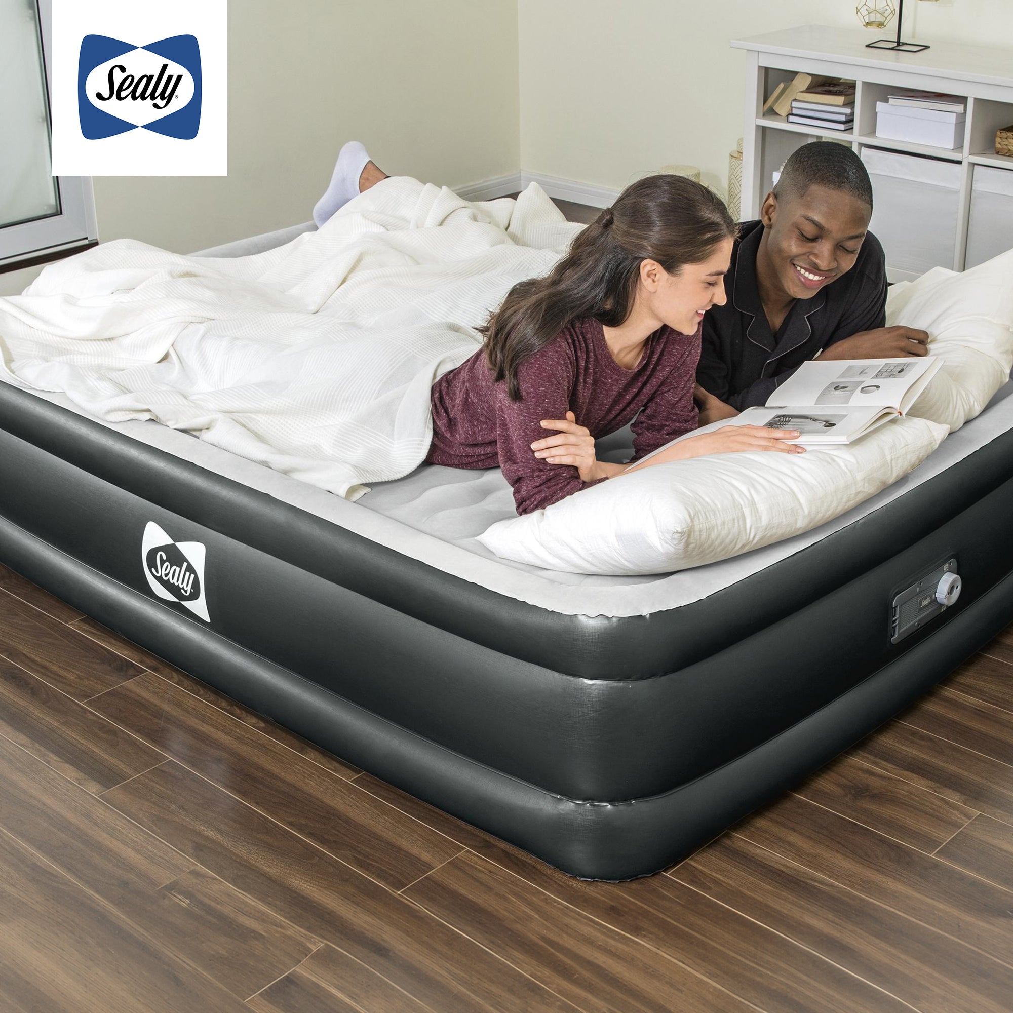 Sealy Tritech 18 Inch Inflatable Mattress Queen Airbed with Air Pump (Used) - VMInnovations