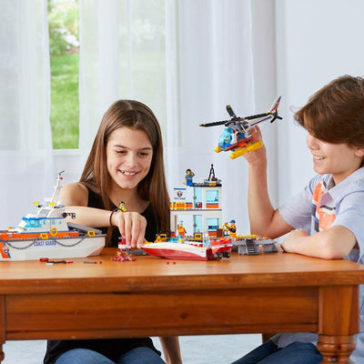 LEGO City Coast Guard Head Quarters Speedboat Building Kit, 792 Piece (Open Box)