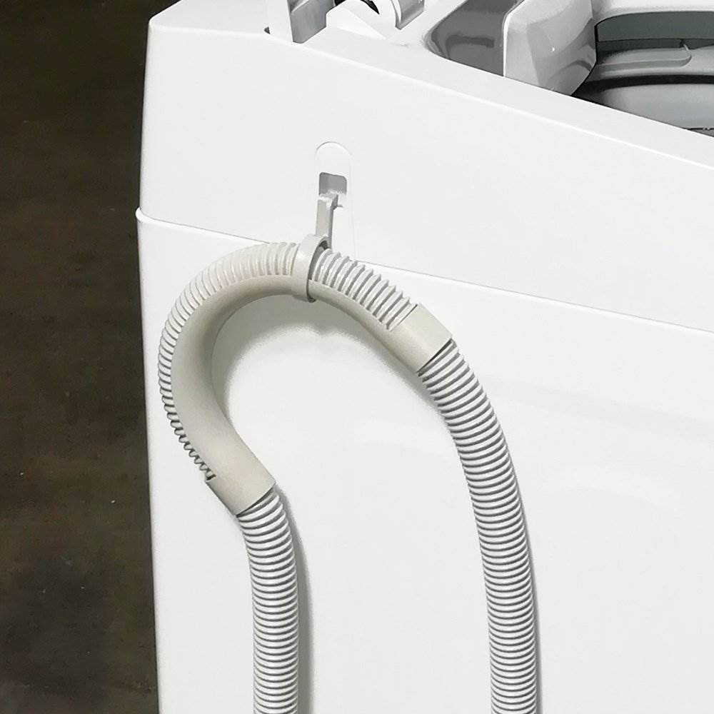Panda 1.60 Cubic Foot Fully Automatic Portable Compact Washing Machine (Damaged)