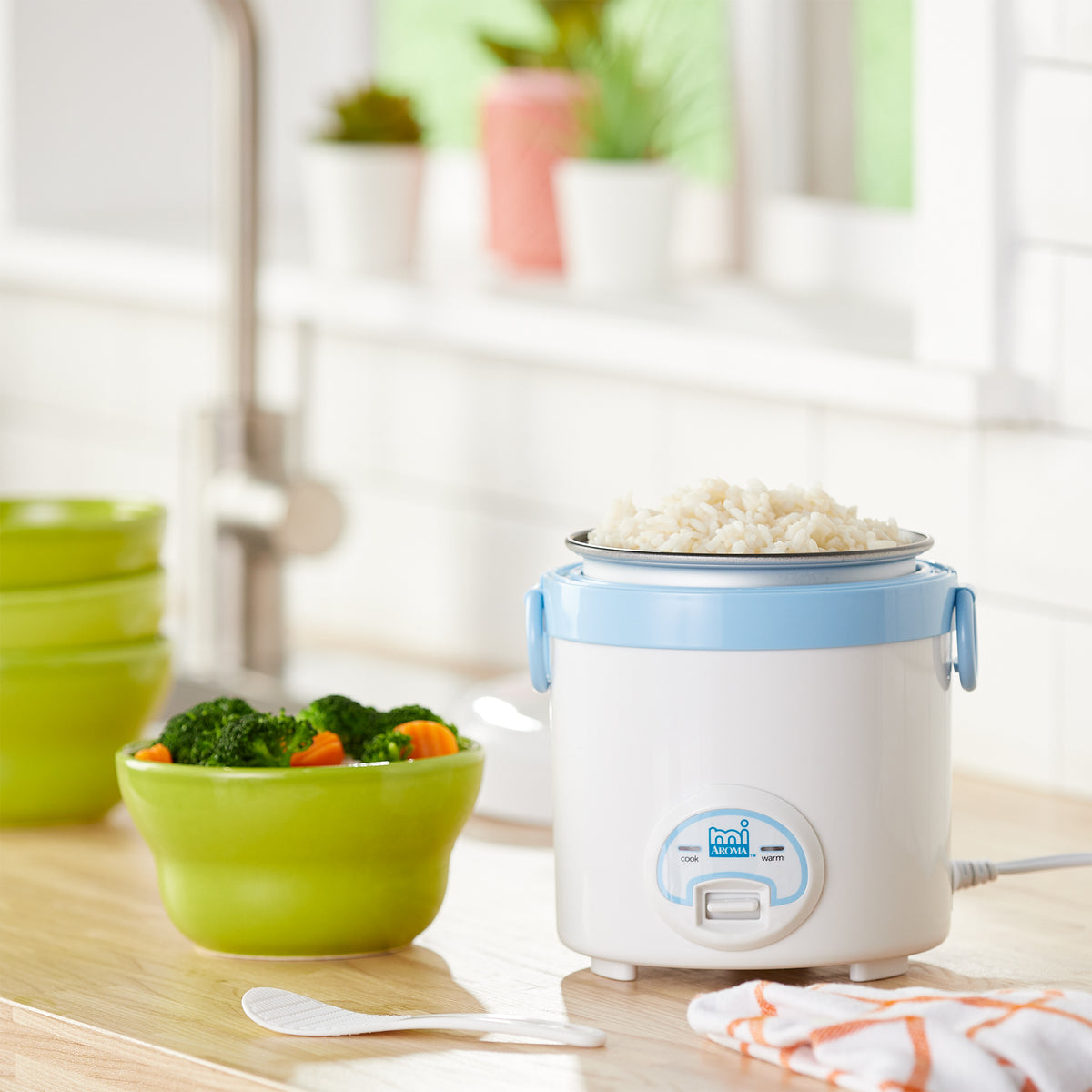 Aroma miAroma Mini Digital 3 Cup Dishwasher Safe Rice Cooker, Blue (Used)