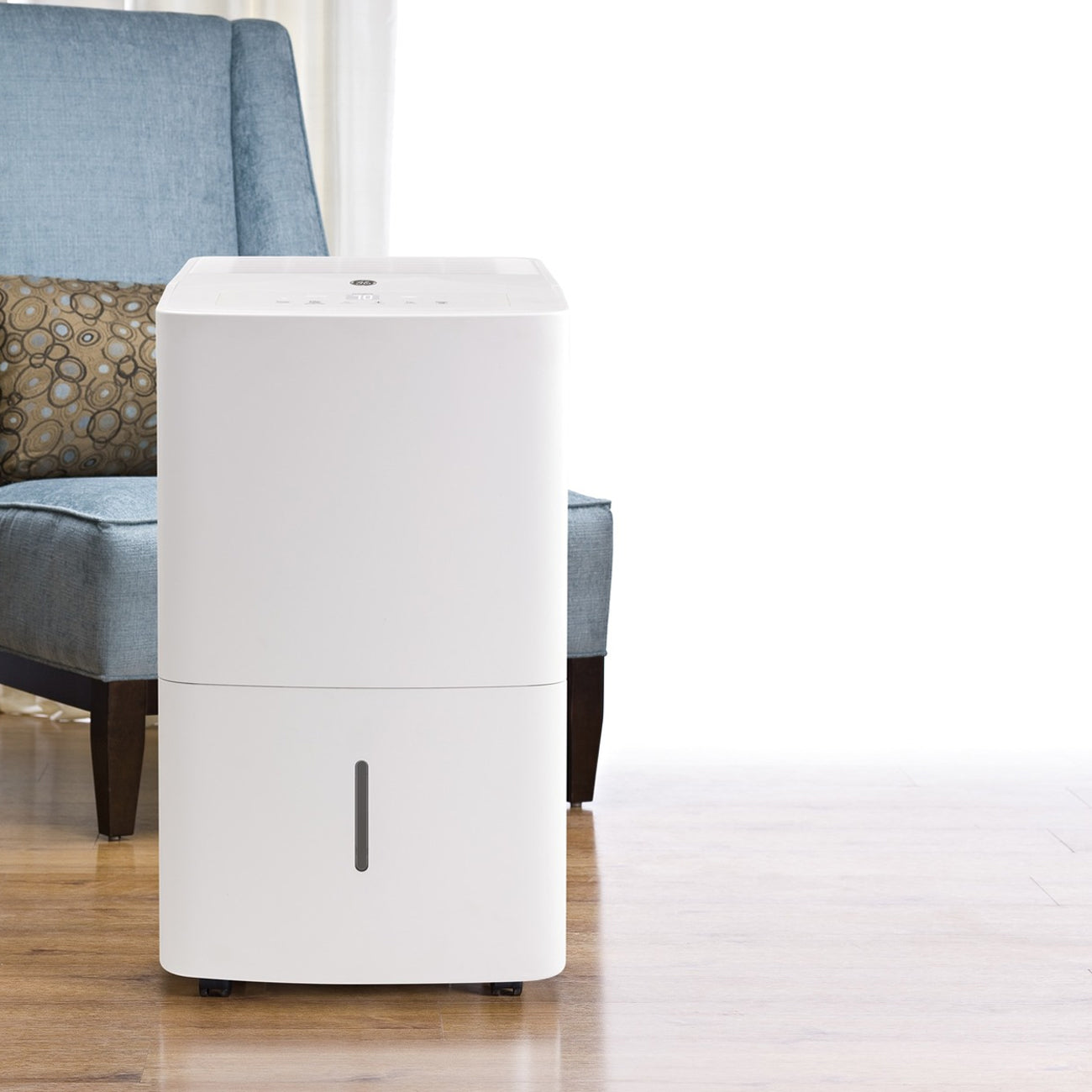 GE ADEL50LW Portable Home Dehumidifier, 50 Pints, White (For Parts)