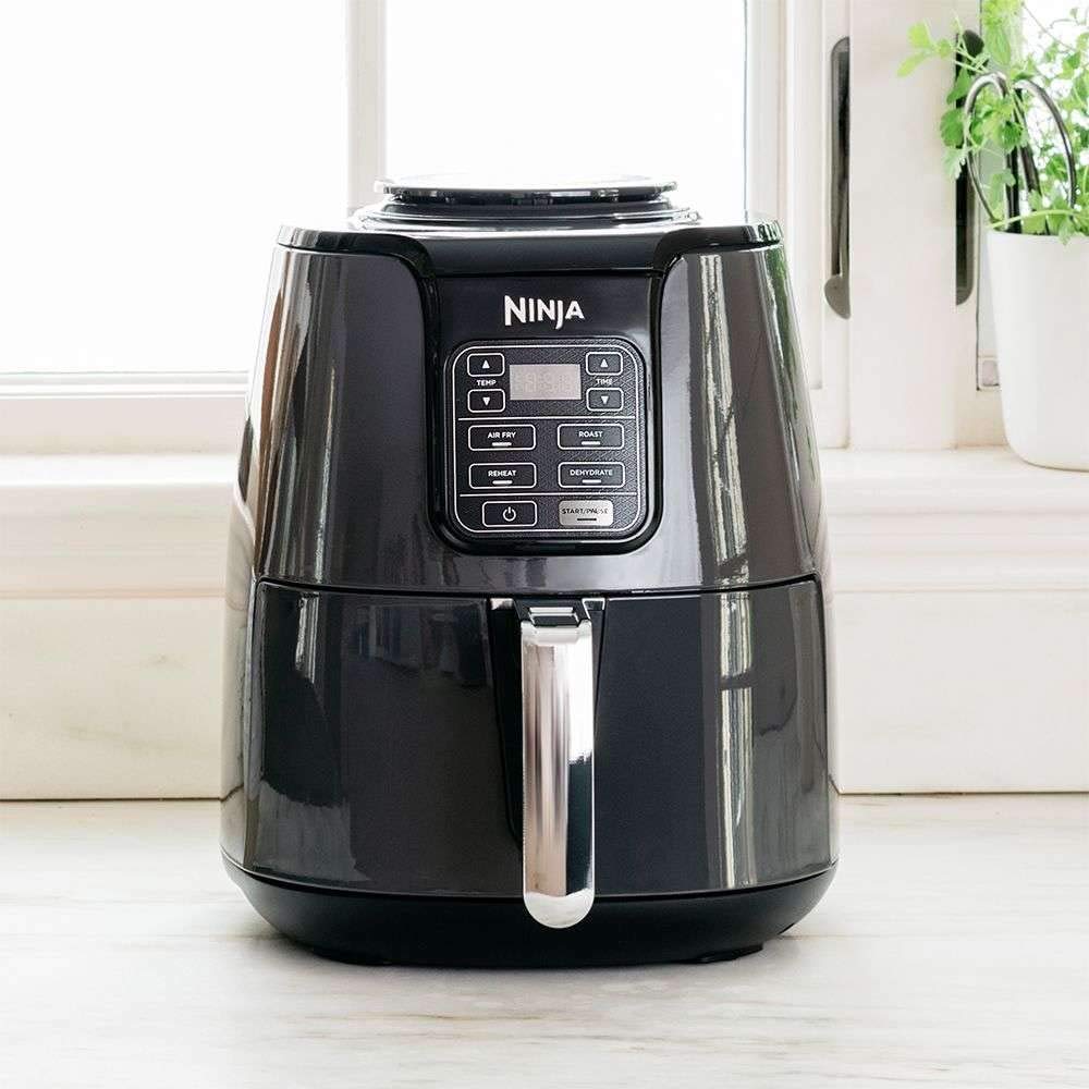 Ninja 4 Qt Air Fryer Dehydrator 1550 Watt (Certified Refurbished)(Open Box)