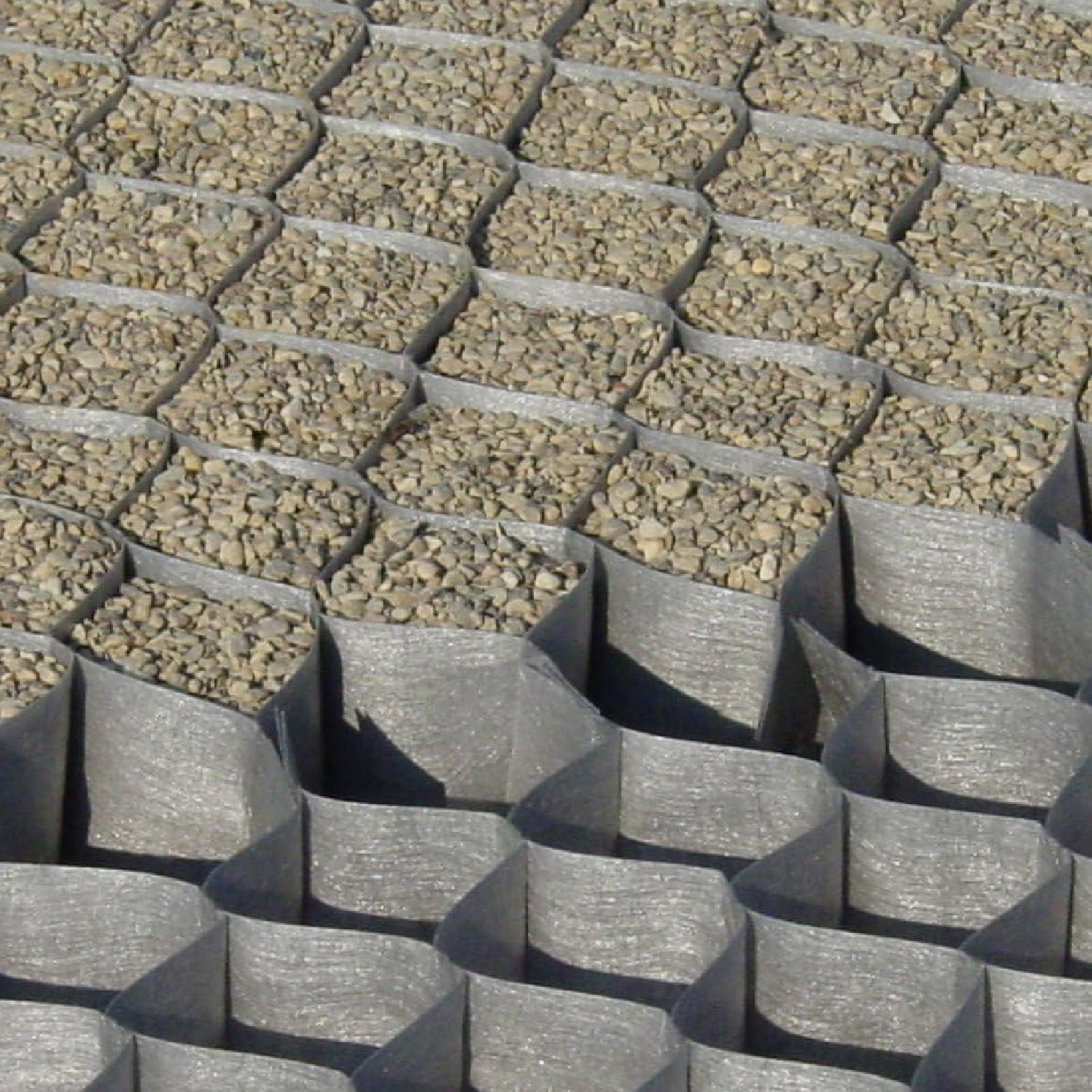 DeWitt DuPont Geotextile 3D Honeycomb 8.5 Ounce Ground Grid Stabilization System - VMInnovations