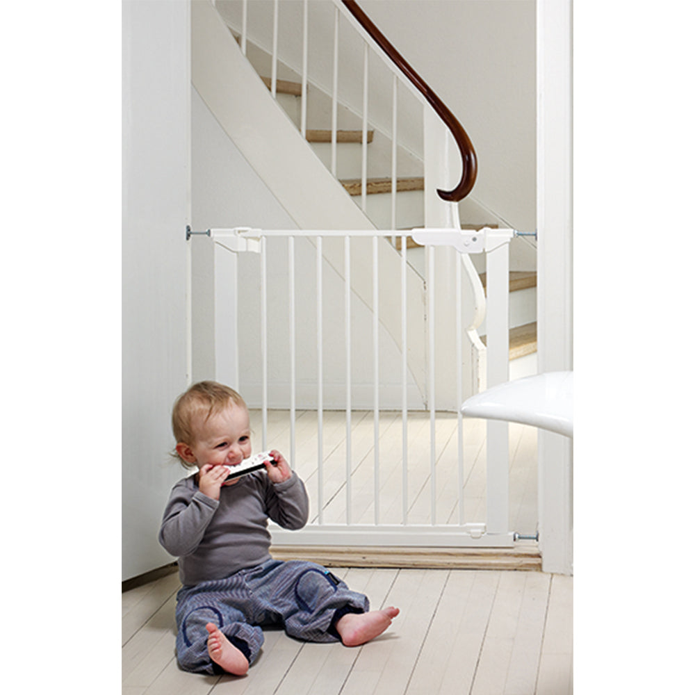 BabyDan Pressure Fit 28.9-36.7 Inch Doorway Safety Baby Gate, White (Open Box)