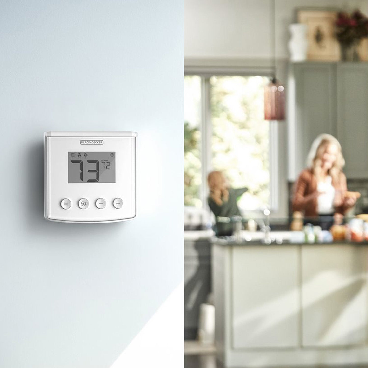 Black+Decker Smart Home Kit with Smart Thermostat, Light, and Plug(Open Box)