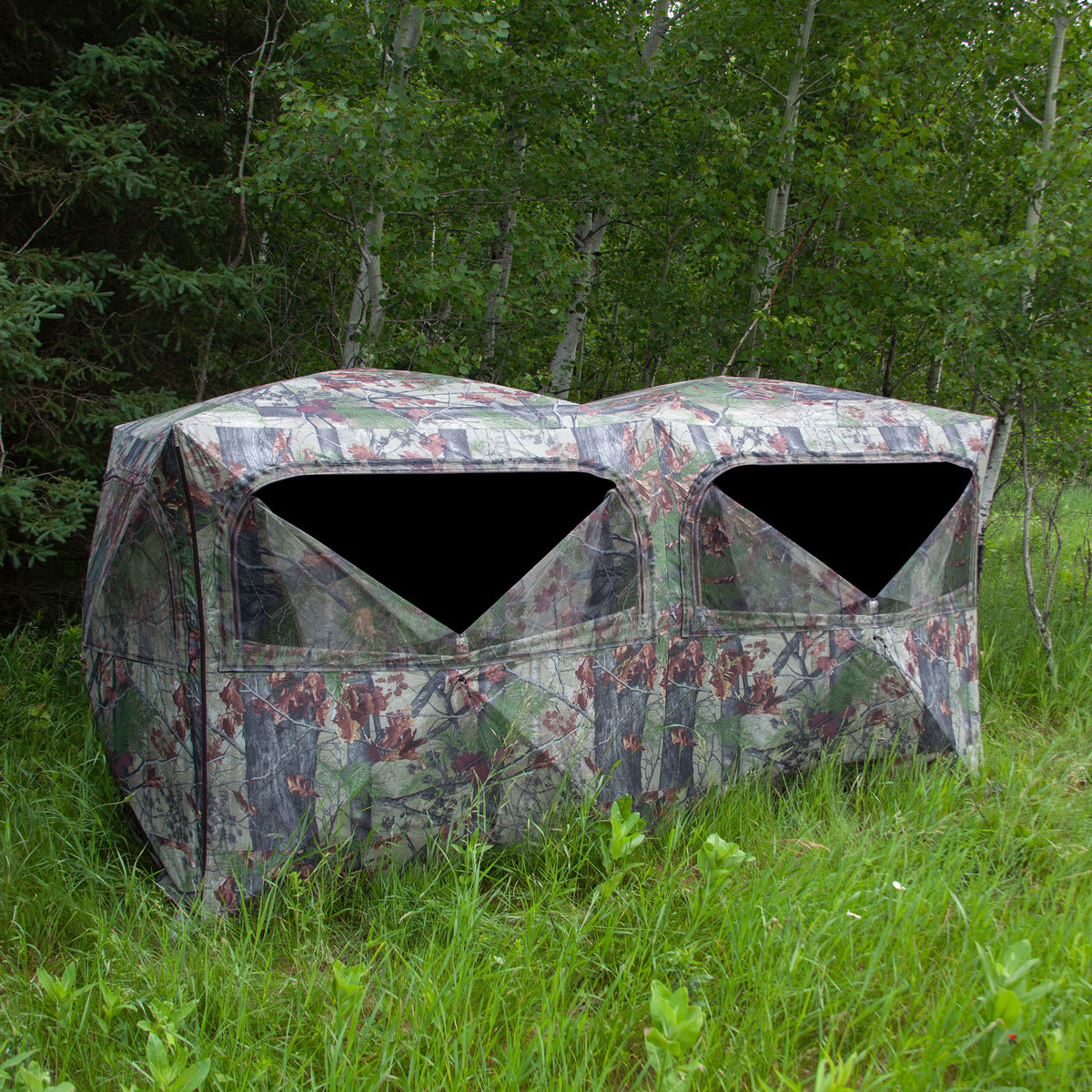 Barronett Beast Backwoods Camo Double Wide Hub Hunting Blind (Open Box)