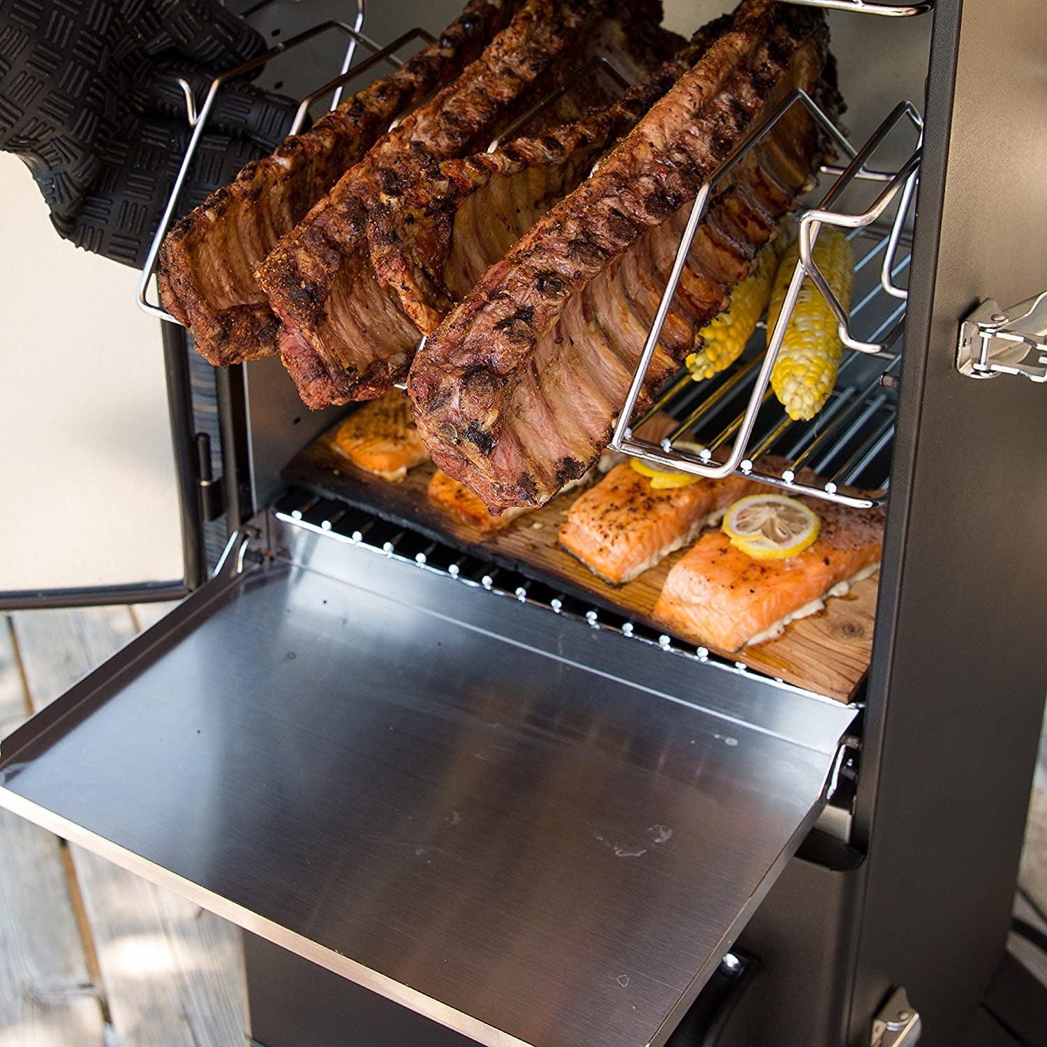 Broil King Smoke 4 Shelf Vertical Charcoal Cabinet Smoker, Black (Open Box)