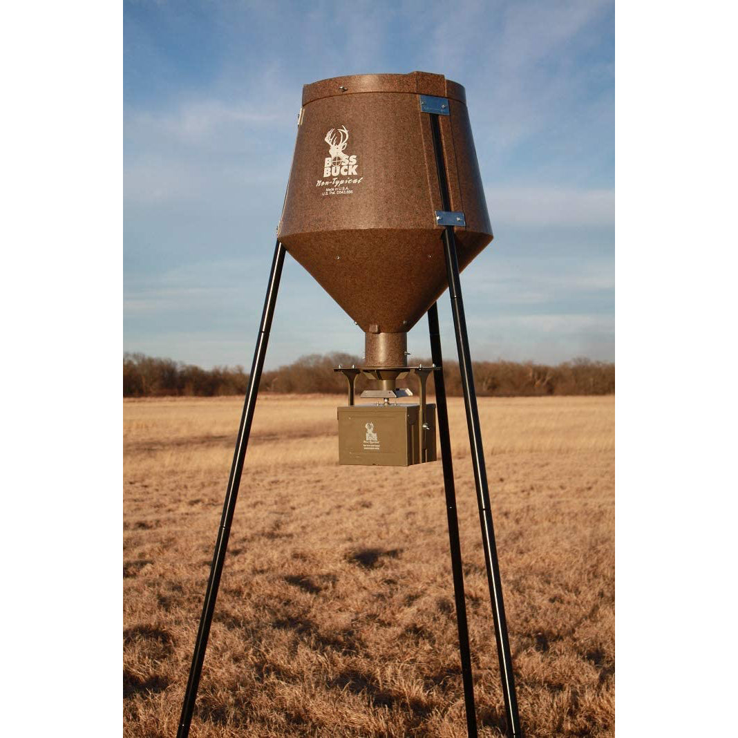 Boss Buck Hunting 200 Series Large Wildlife Deer Feeder 200lb Capacity(Open Box)