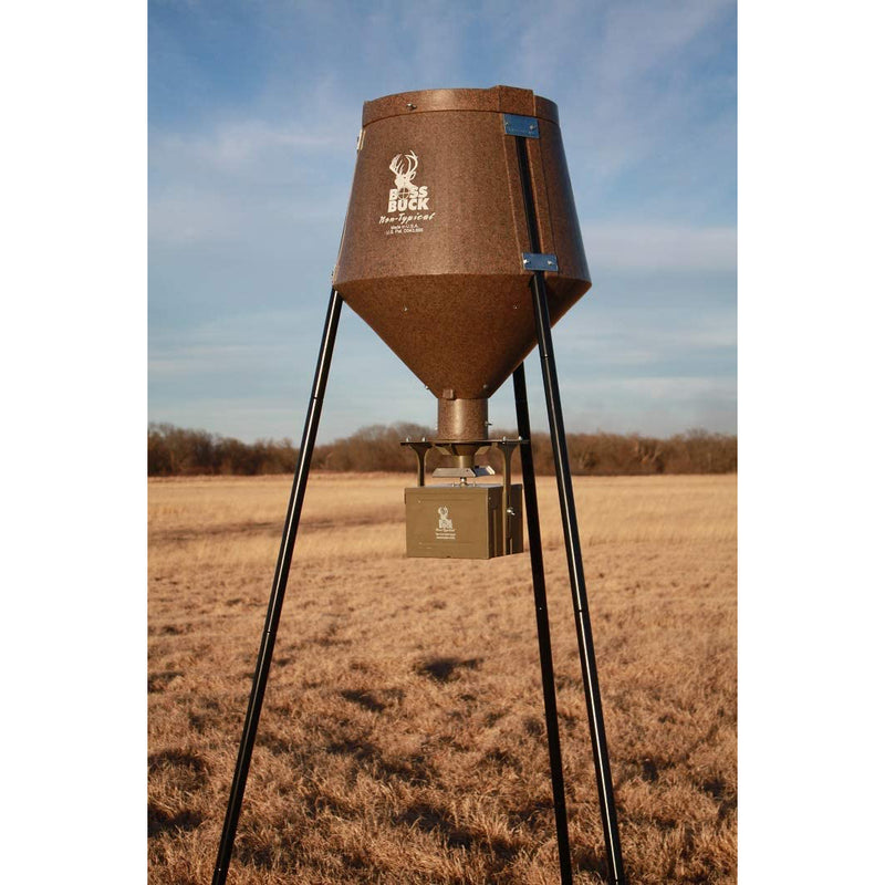 Boss Buck Hunting Large Automatic Wildlife Deer Feeder 200lb Capacity (Used)